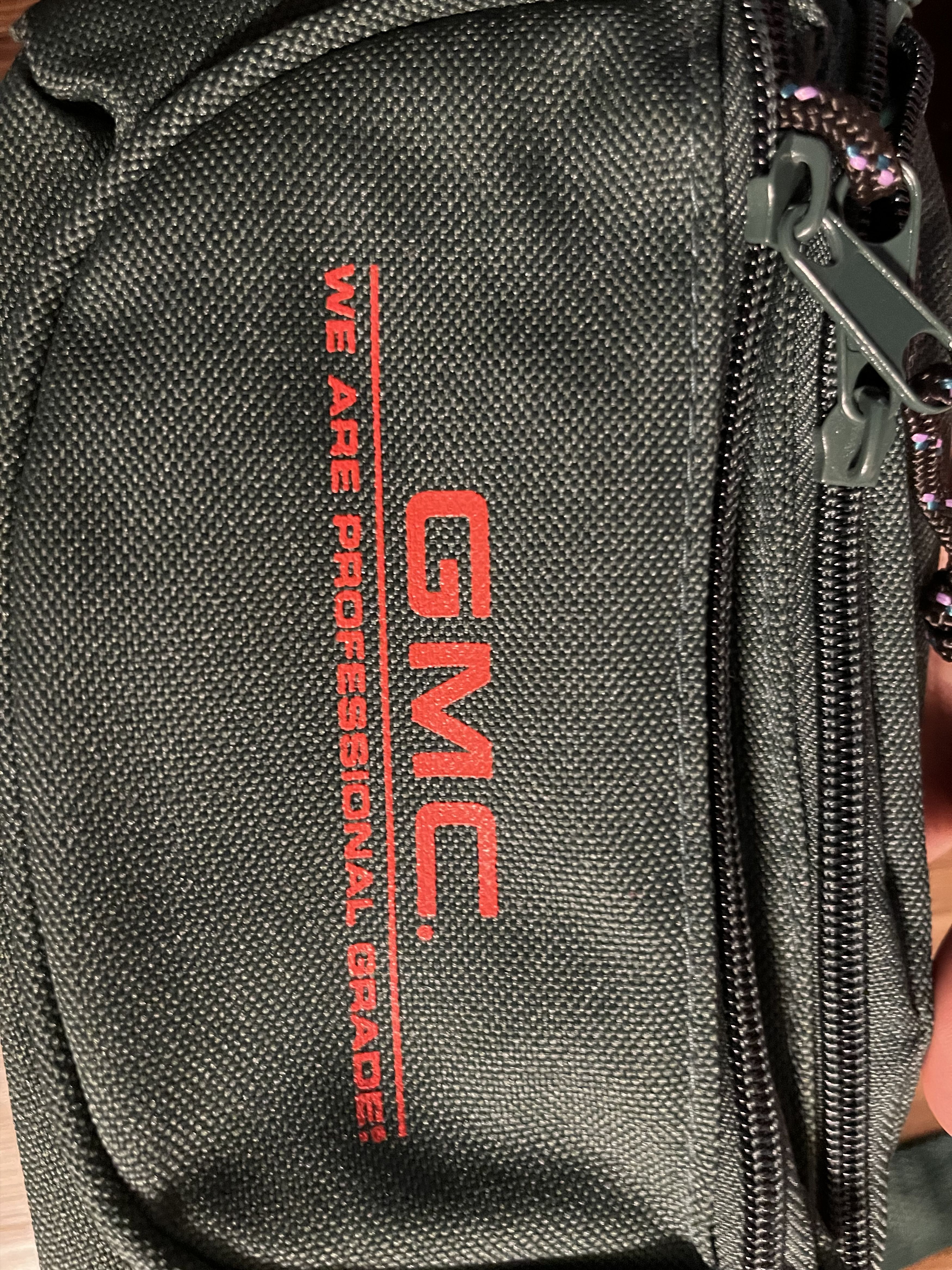 Chevrolet × Vintage GMC Zippered Waist Pouch (Dark Green) Size ONE SIZE - 5 Thumbnail