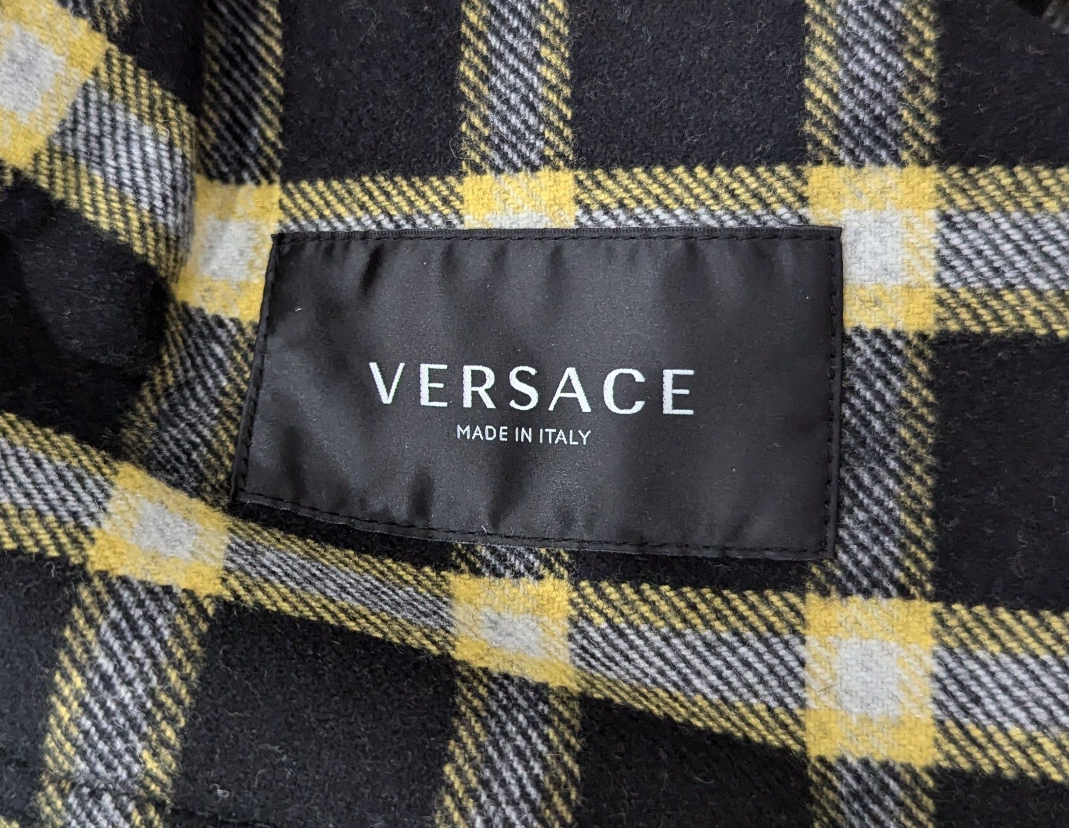 Versace VERSACE Tartan Plaid Flannel Shirt Jacket Black/Gold 48 Size US M / EU 48-50 / 2 - 7 Thumbnail