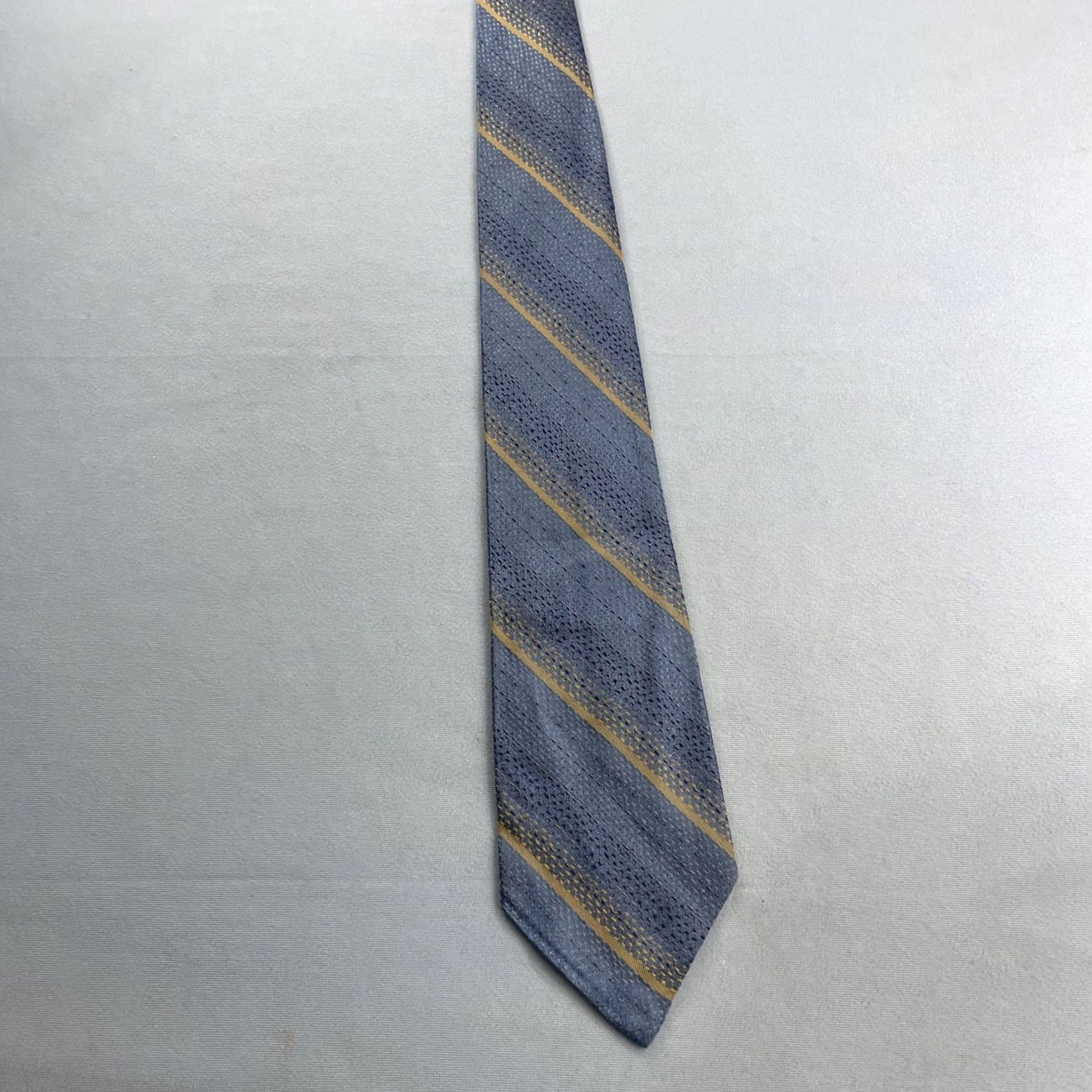 Vintage Vintage Woven Neck Tie vtg 60s 70s Repp striped Blue Yellow Textured 4x58 Capsule Necktie Size ONE SIZE - 4 Thumbnail