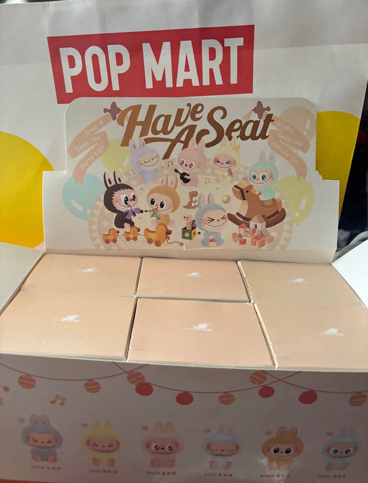 POP MART Labubu Have A Seat (Individual) Size ONE SIZE - 4 Thumbnail