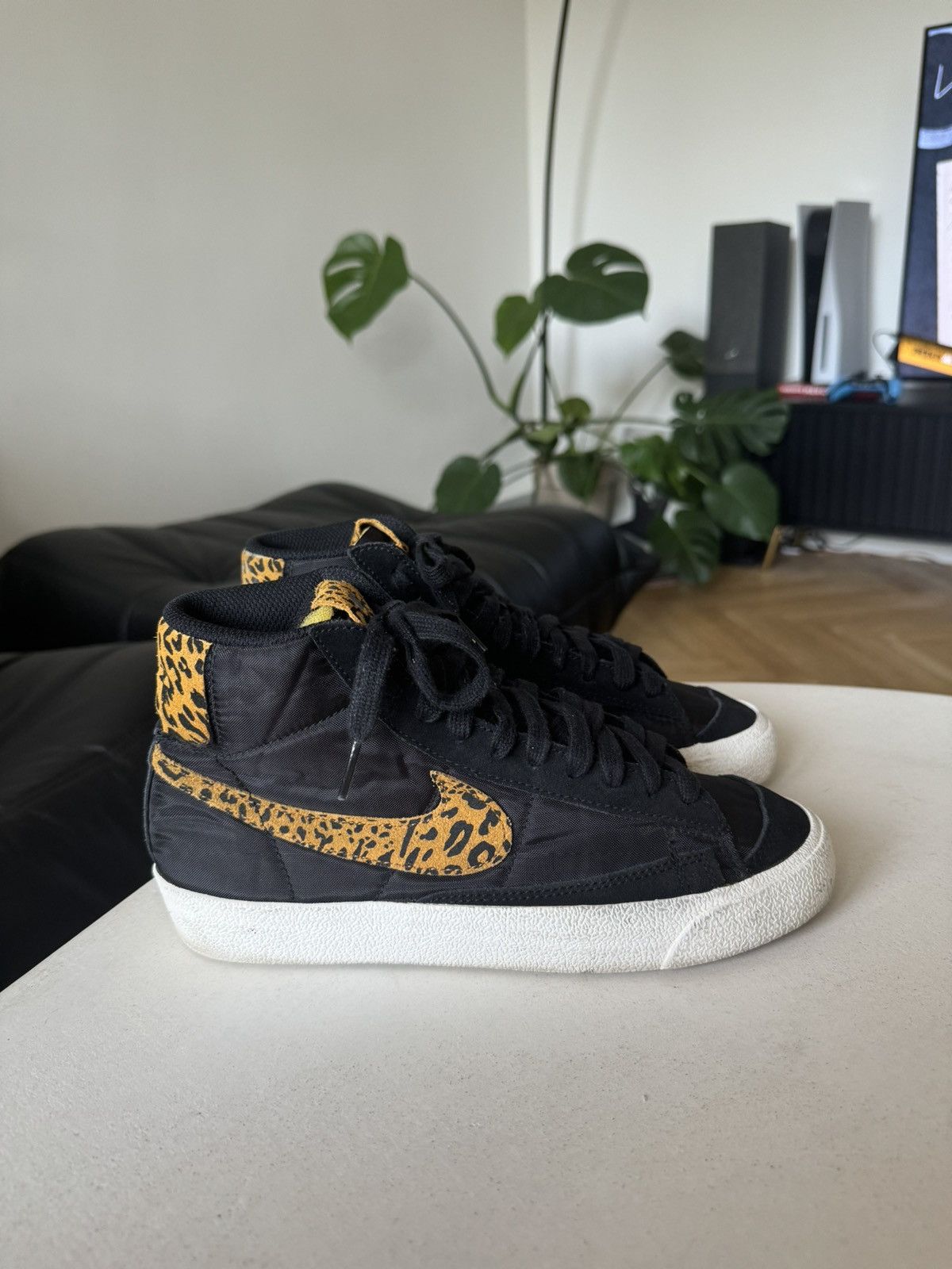 Nike Nike Blazer Mid '77 Leopard Swoosh Rare Sneakers Streetwear Size US 7.5 / IT 37.5 - 3 Thumbnail