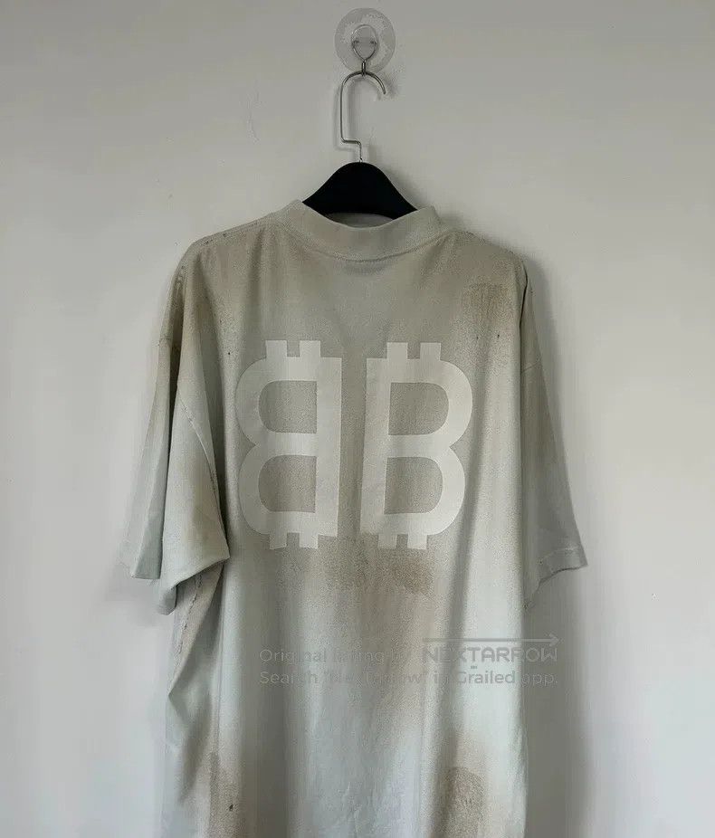 Balenciaga Balenciaga Mud-Dyed Bitcoin Vintage Short-Sleeve T-Shirt, Size US M / EU 48-50 / 2 - 2 Thumbnail