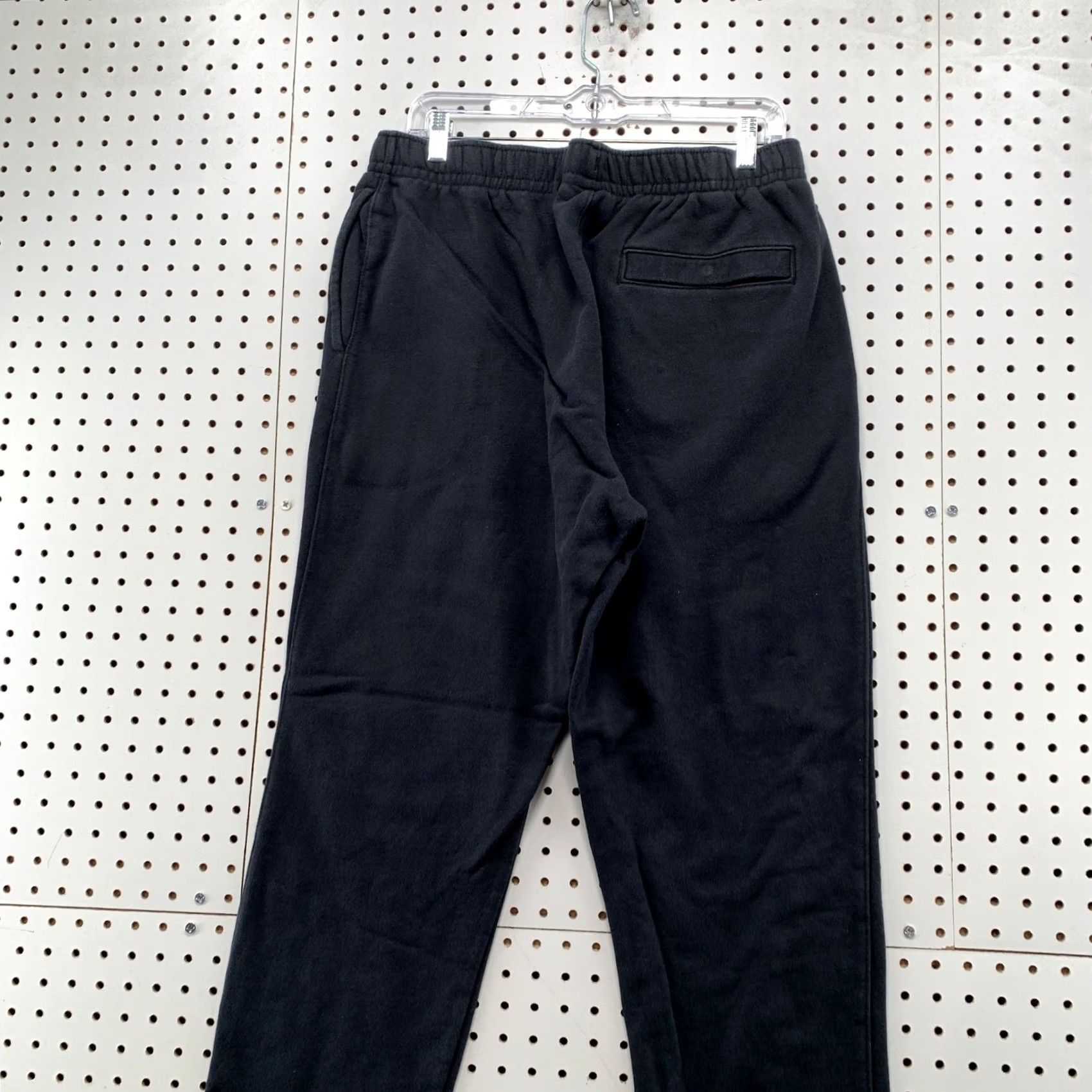 Nike Nike Sportswear Club Fleece Sweatpants Mens XL Black Joggers BV2707-010 Size US 33 - 7 Thumbnail