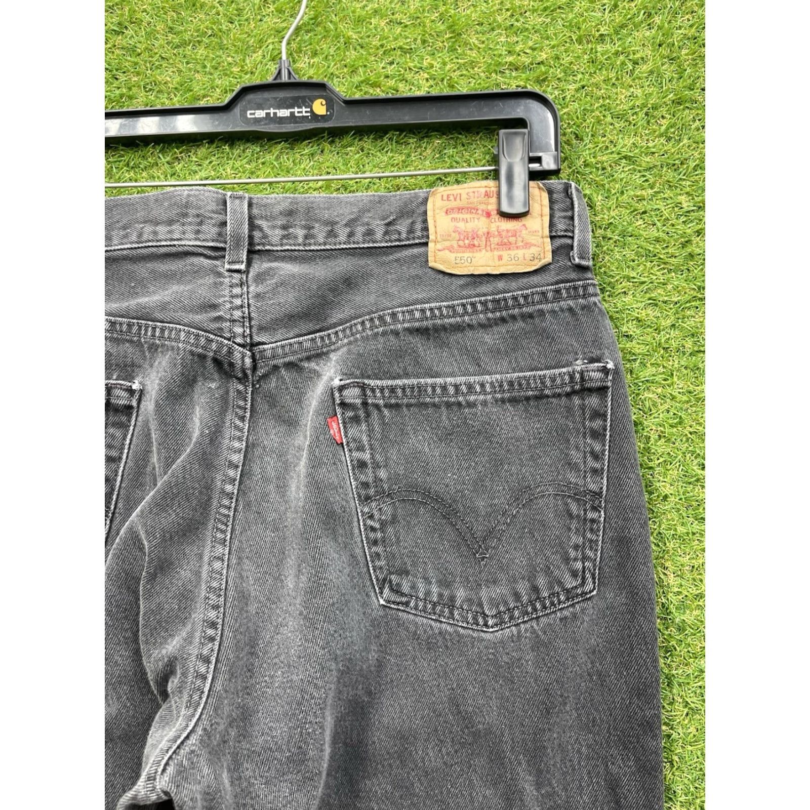 Levi's VINTAGE Levi's 550 Jeans Mens 36x32 Black 90s Relaxed Fit Baggy Straight Denim 5-Pocket 36 Adult Mens Levi's 550 90s American Classic Size US 36 / EU 52 - 4 Thumbnail