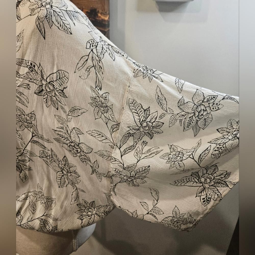 Designer Boho Chic Floral Print Cropped Top Size M / US 6-8 / IT 42-44 - 4 Thumbnail