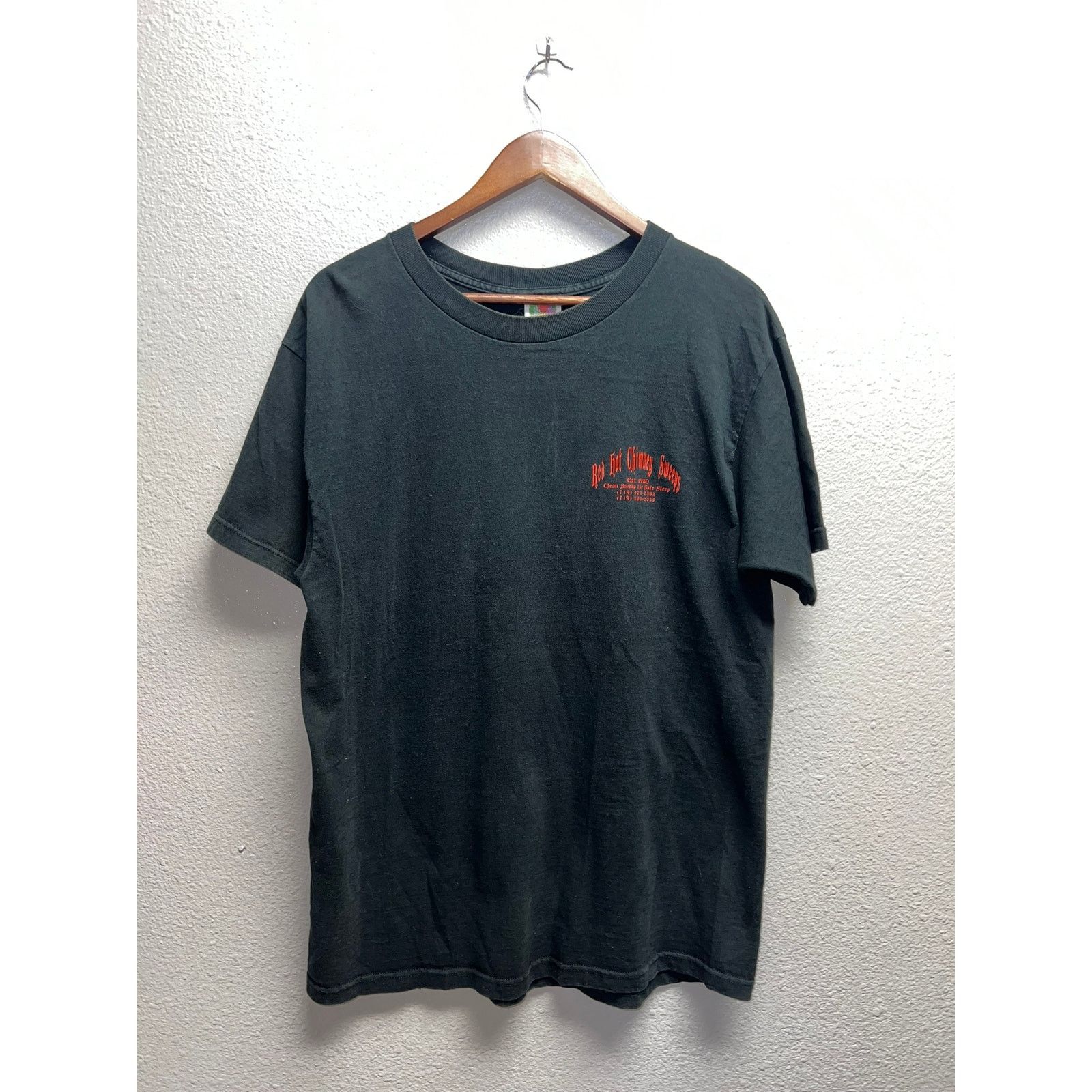 Fruit Of The Loom Vintage Chimney Sweeps Shirt Red Hot Black Graphic Tee 90s L Size US L / EU 52-54 / 3 - 2 Thumbnail
