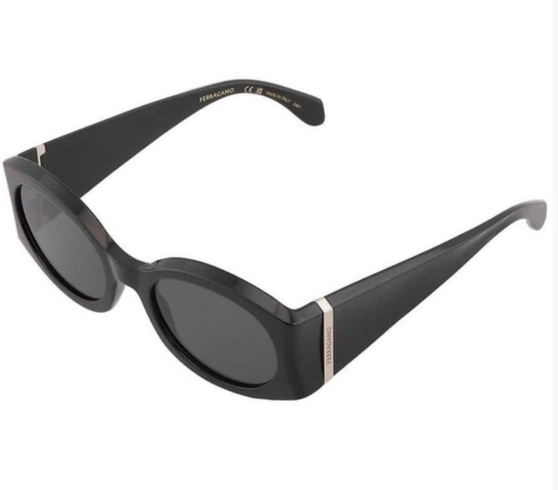 Salvatore Ferragamo Ferragamo Sunglasses SF2008S 001 Size ONE SIZE - 1 Thumbnail
