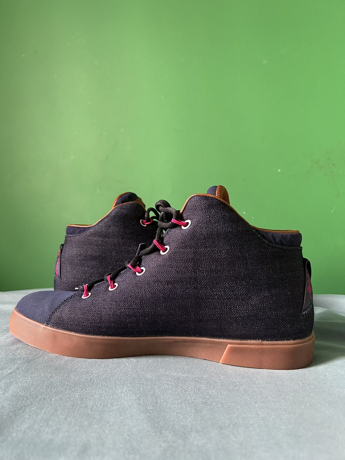 Nike Nike Lebron 12 NSW Fireberry Denim 2014 Size US 11.5 / EU 44-45 - 2 Thumbnail