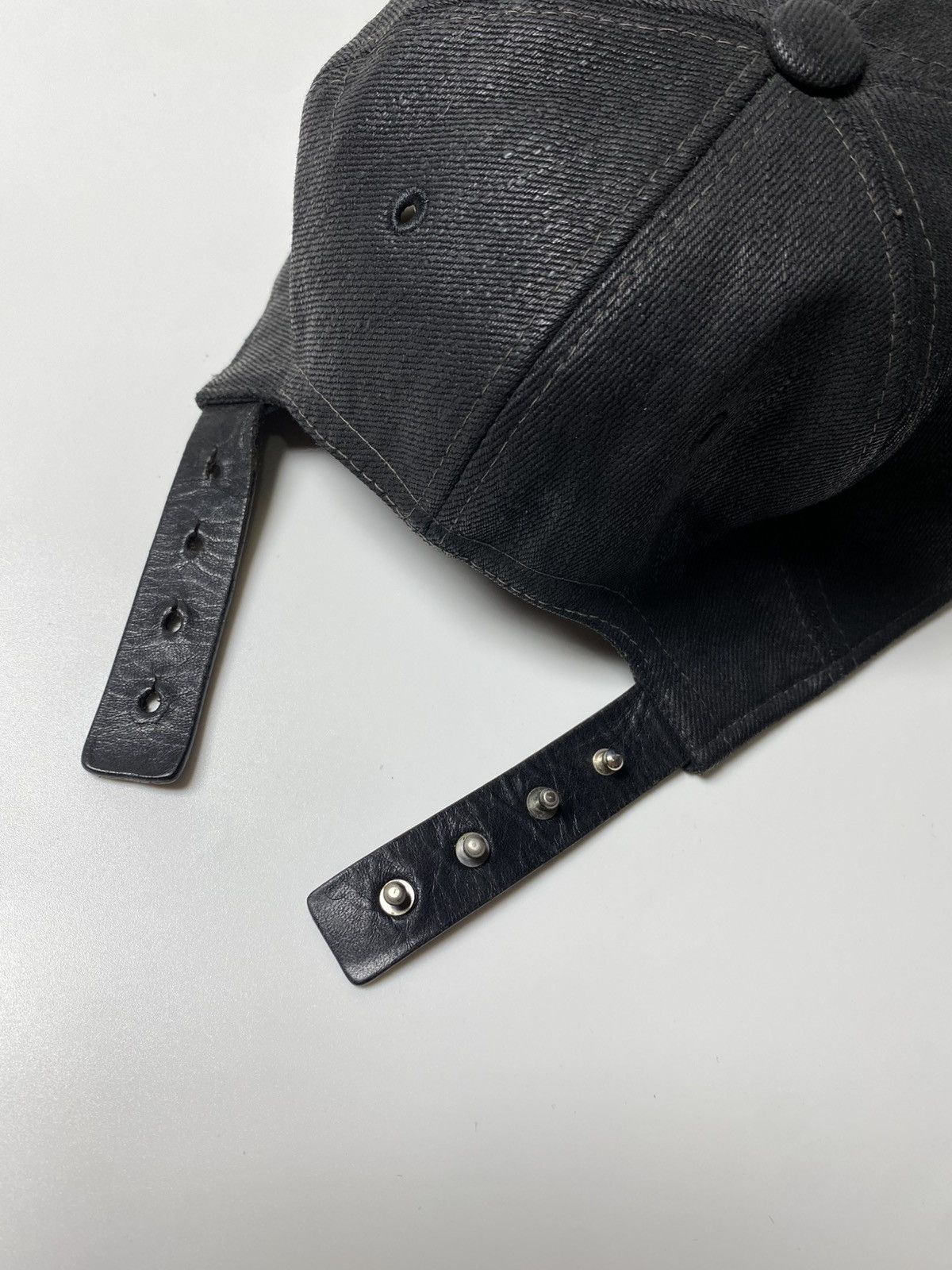 Rick Owens RICK OWENS LEATHER BRIM WAXED CAP Size ONE SIZE - 8 Thumbnail