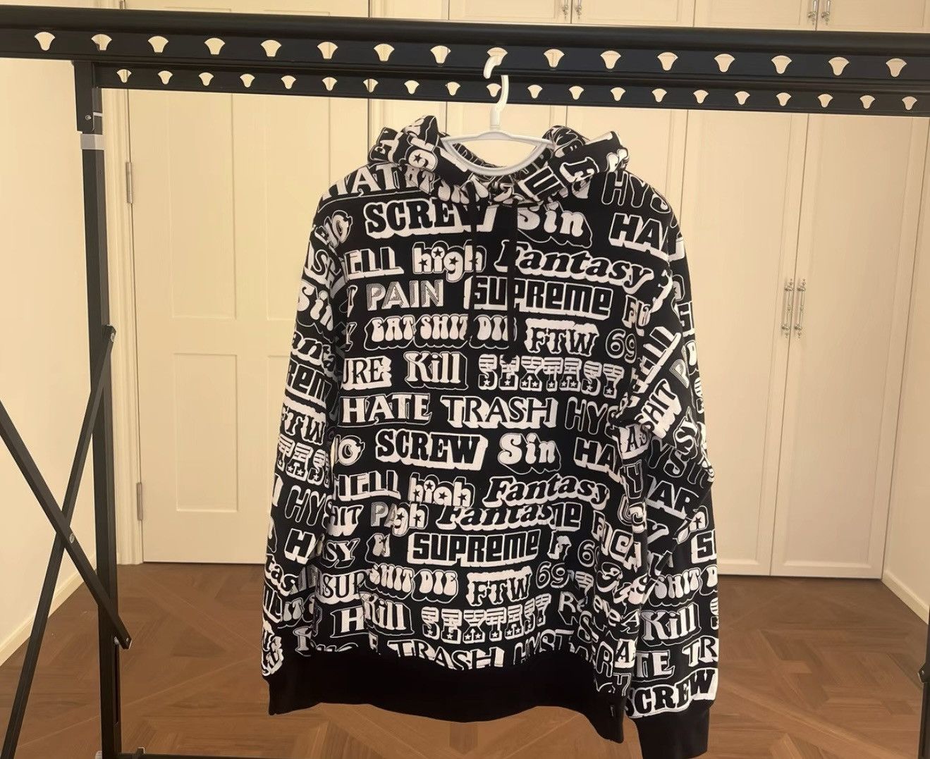 Supreme Supreme hysteric Glamour text hooded hoodie sweatershirt Size US M / EU 48-50 / 2 - 1 Thumbnail