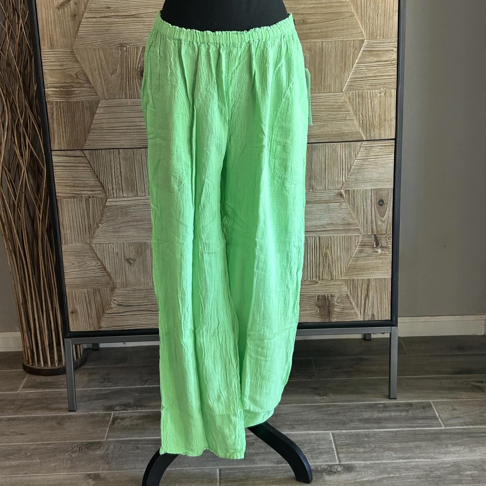 Designer NWT Oh My Gauze Womens Mint Green Pants Size 2 Elastic Waist Size 26" / US 2 / IT 38 - 1 Thumbnail