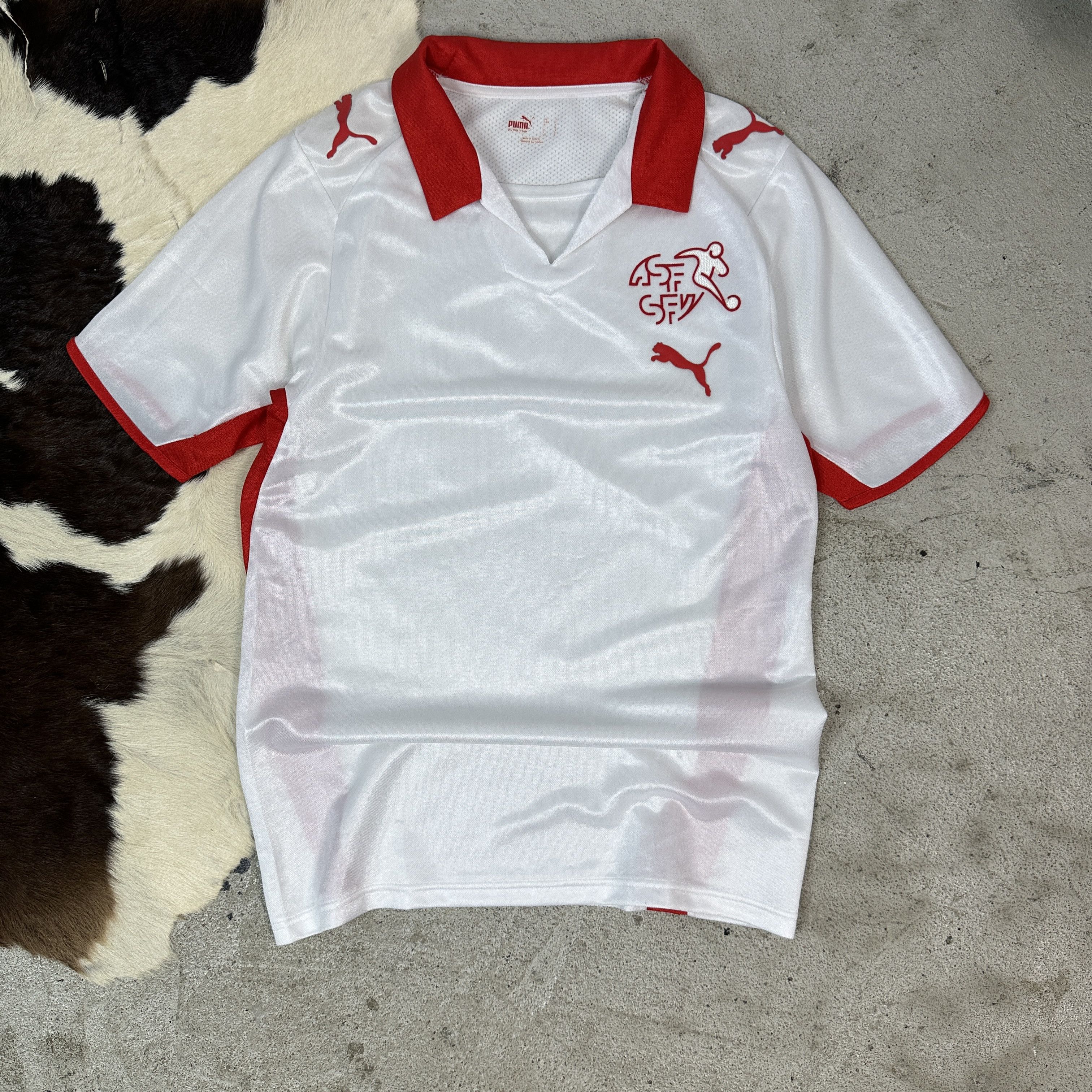 Puma × Vintage Jersey Puma Switzerland 2008 Away Size US S / EU 44-46 / 1 - 1 Thumbnail