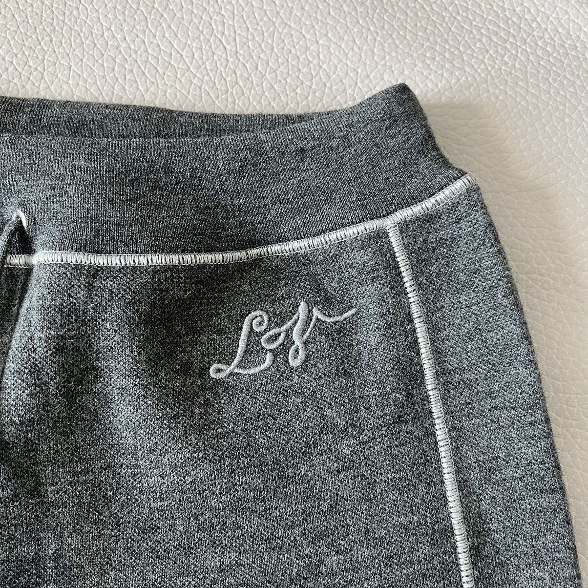 Louis Vuitton Louis Vuitton Grey Cotton Wool Mixed Sweatpants Size 30" / US 8 / IT 44 - 2 Thumbnail