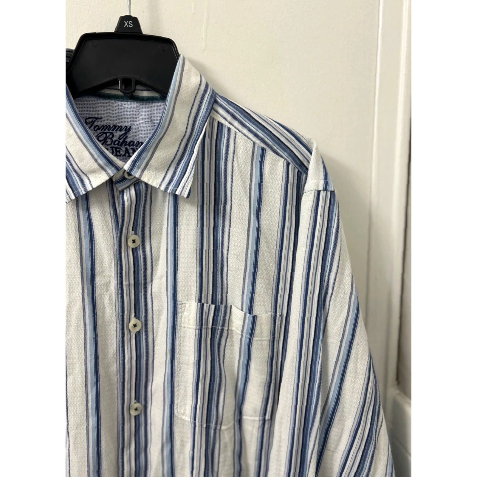 Tommy Bahama Tommy Bahama Jeans Shirt Mens Large Blue White Striped Button-Down Pocket L/S Size US L / EU 52-54 / 3 - 6 Thumbnail