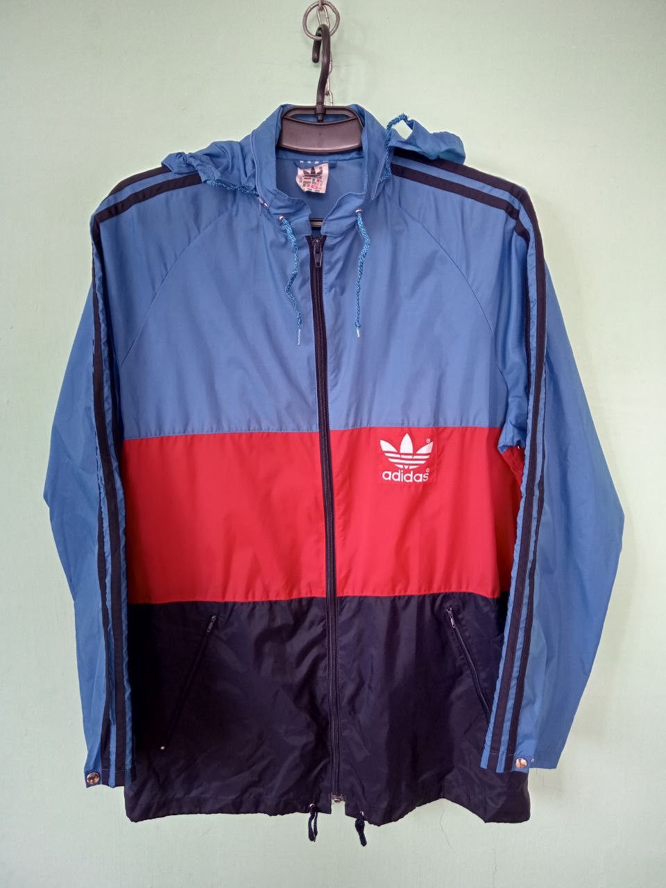 Adidas Vintage Adidas Trefoil Windbraker Jacket Size S/M Size US S / EU 44-46 / 1 - 1 Thumbnail
