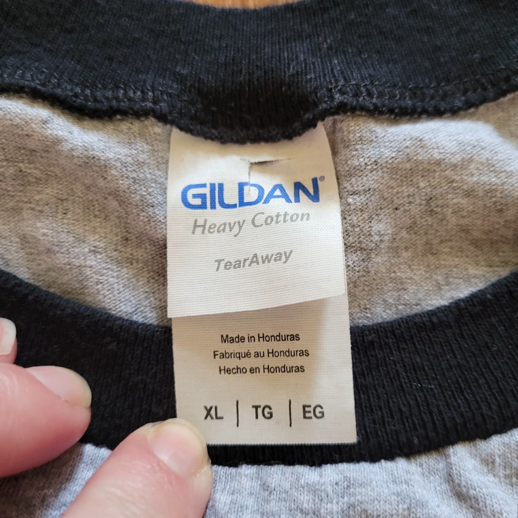Gildan Nightmare Before Christmas Top Shirt Womens XL Gray Half Sleeve Casual Basic Size XL / US 12-14 / IT 48-50 - 4 Thumbnail
