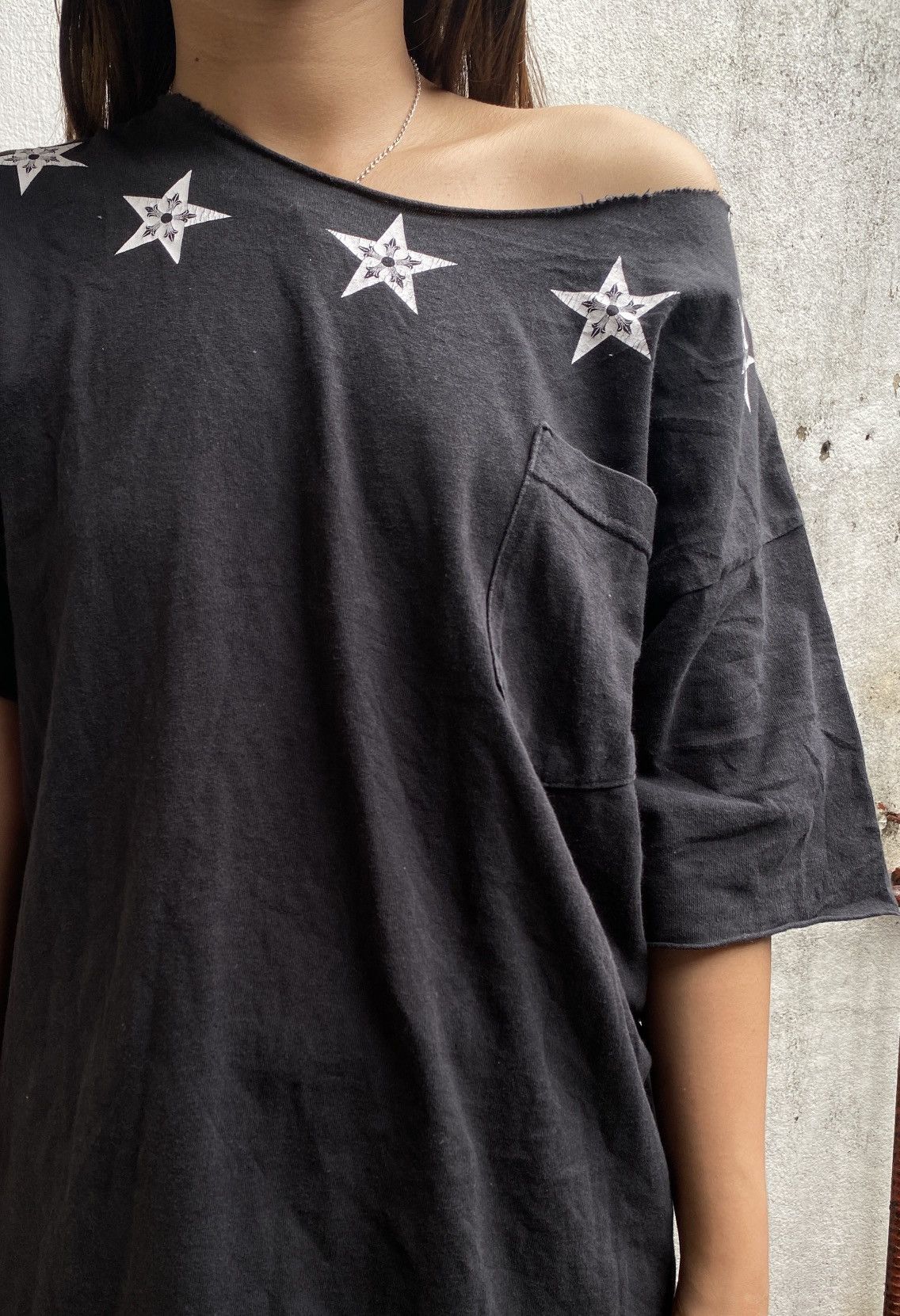 Chrome Hearts TRASHED - OFF SHOULDER CHROME HEARTS STARS VINTAGE TEE Size M / US 6-8 / IT 42-44 - 1 Thumbnail