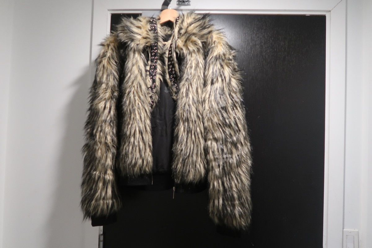 Vintage Fur coat Size US M / EU 48-50 / 2 - 2 Thumbnail