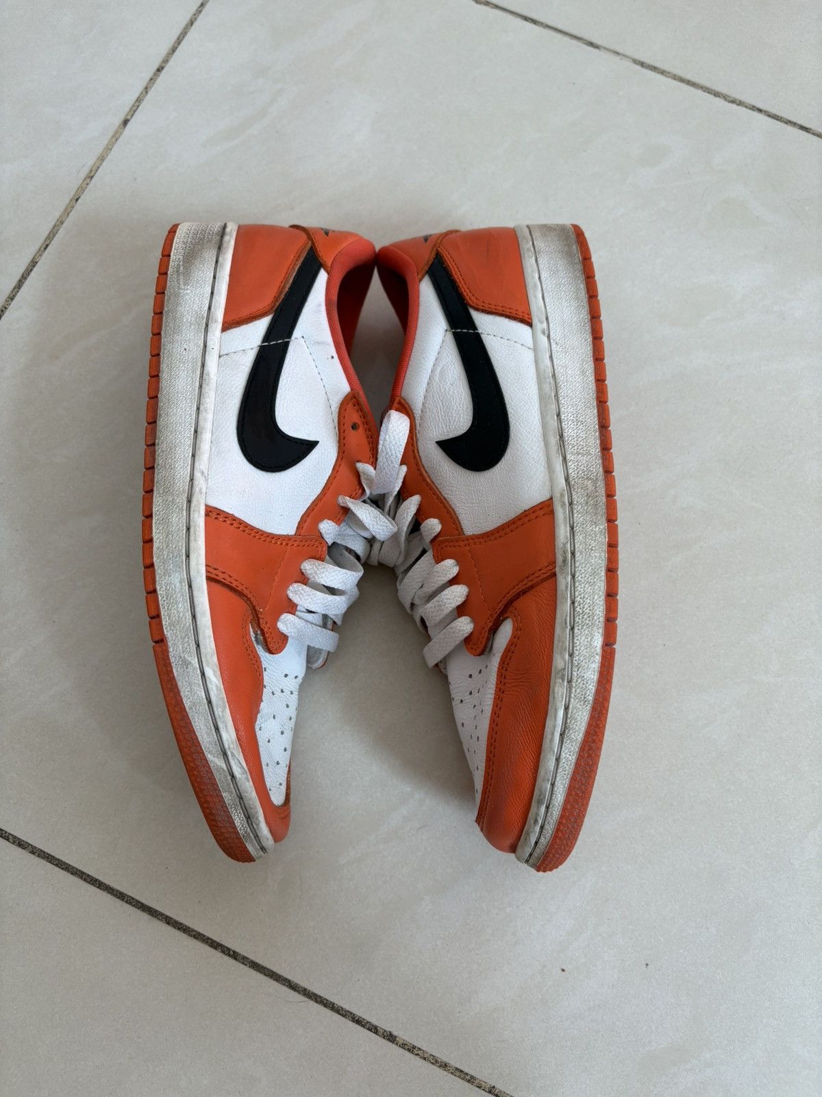 Nike Jordan 1 Low OG Starfish Size US 8.5 / EU 41-42 - 2 Thumbnail