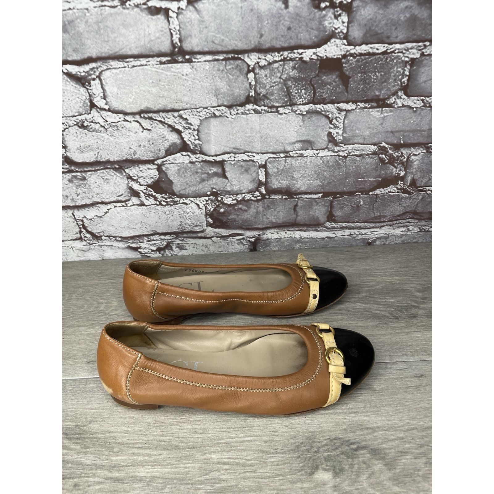 AGLINI AGL SPECTATOR Brown Leather Black Patent Cap Toe Ballet Flat Size US 6 / IT 36 - 11 Thumbnail