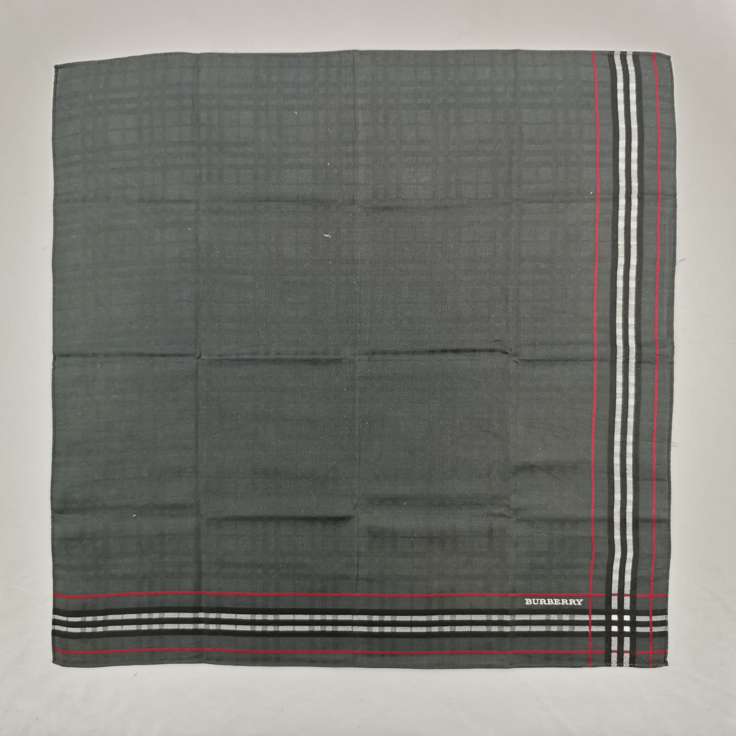 Burberry Vintage Burberry Handkerchief Neckerchief Bandana Scarf Size ONE SIZE - 2 Thumbnail