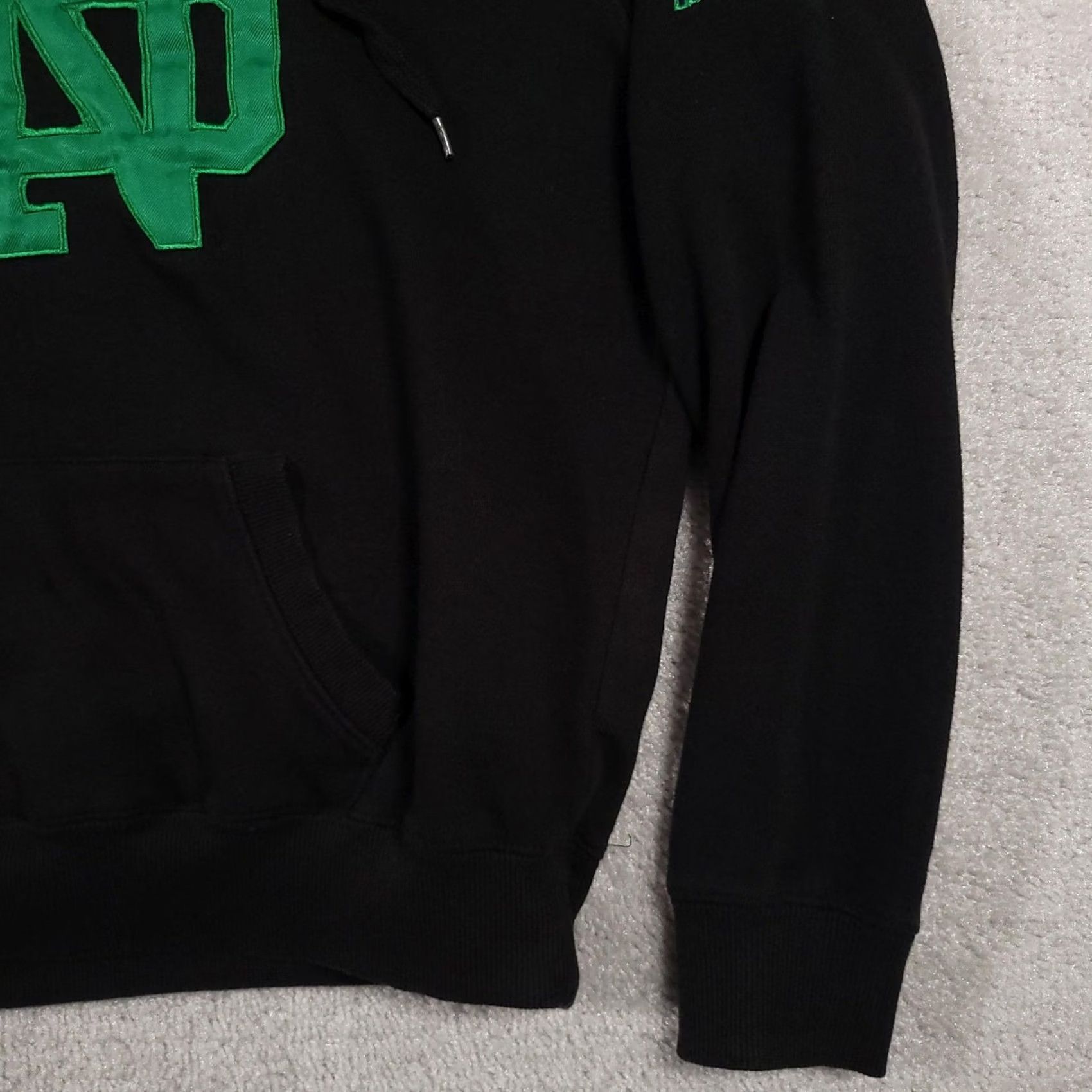 Vintage Notre Dame Hoodie Womens Small Black Colosseum Embroidered Pullover Sweatshirt NCAA Size S / US 4 / IT 40 - 6 Thumbnail