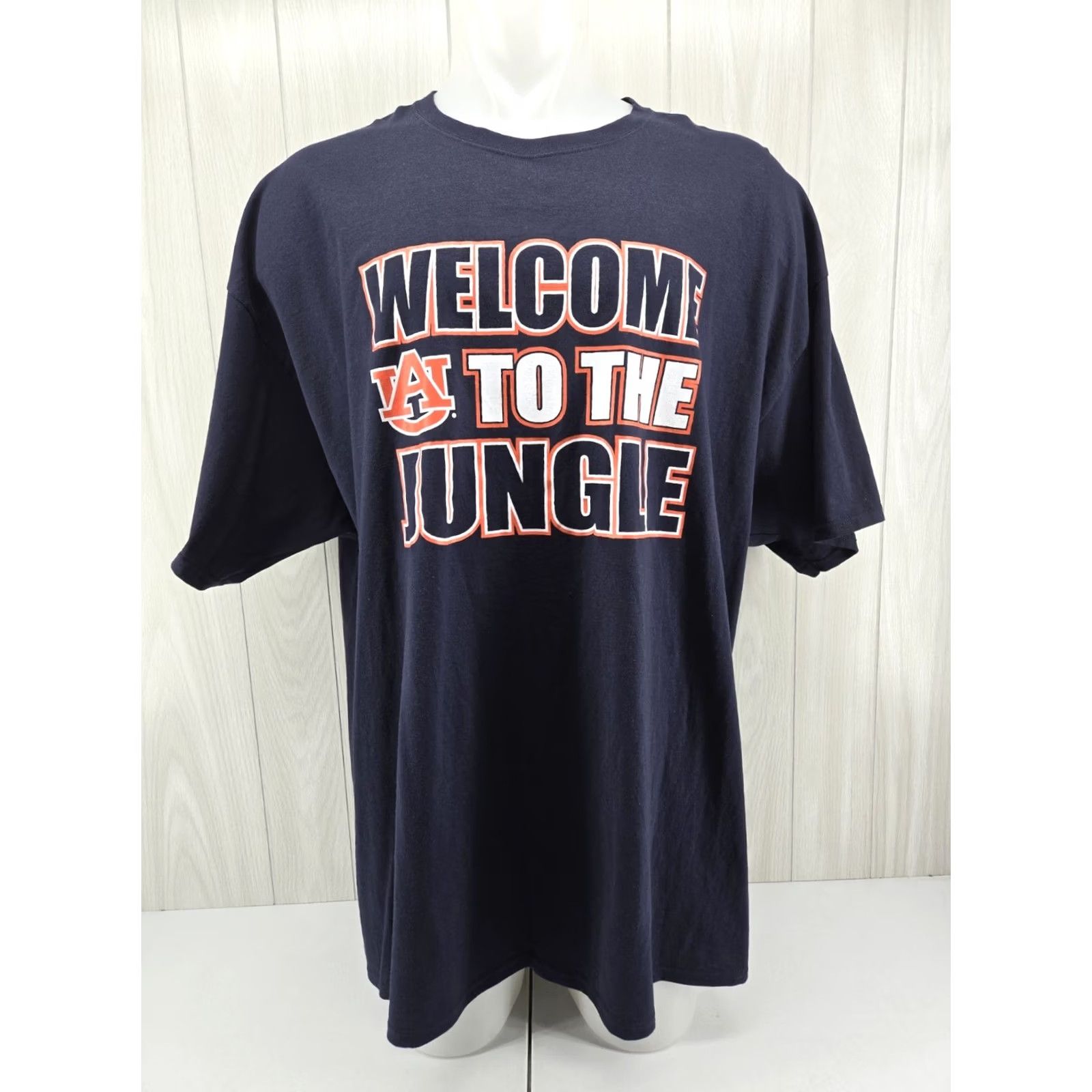 Champion Auburn Tigers Welcome to the Jungle Champion Men's T-Shirt 3XL Blue Short Sleeve Graphic Tee Regular Cotton Size US XXL / EU 58 / 5 - 2 Thumbnail