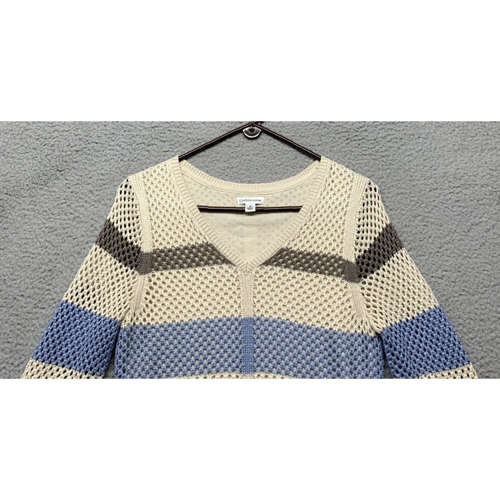 Croft & Barrow Croft & Barrow Women’s Long Sleeve Knitted Top Stripe Cream Blue Tones V-Neck M Blue Tan Women Knitted Top Stripe V-Neck Long Sleeve Croft & Barrow Size M / US 6-8 / IT 42-44 - 2 Thumbnail