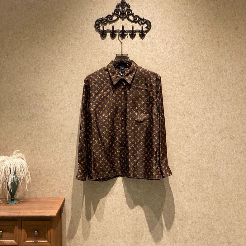 Louis Vuitton Louis Vuitton Brown Mulberry Silk Old Pattern Full Print S Size S / US 4 / IT 40 - 1 Thumbnail