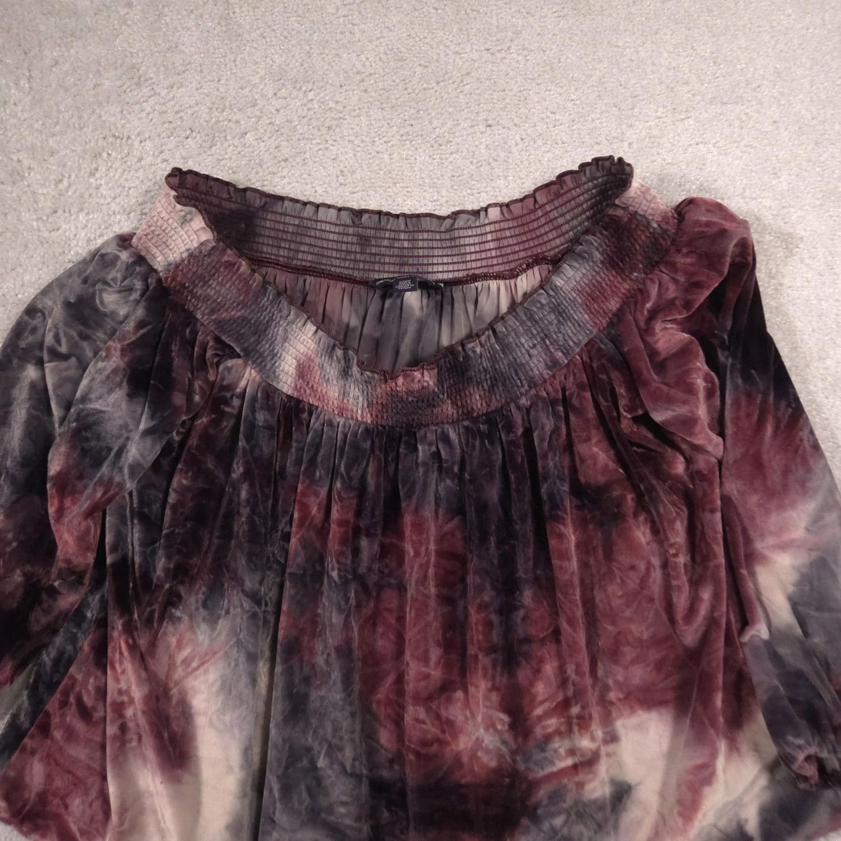 American Eagle Outfitters American Eagle Outfitters Blouse Womens Medium Off Shoulder Velour Tie Dye Top Size M / US 6-8 / IT 42-44 - 2 Thumbnail