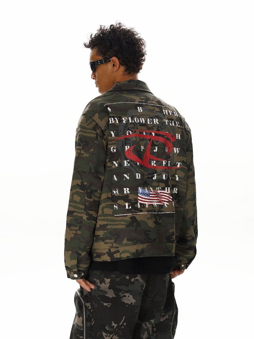 Japanese Brand × Vintage Vintage Detroit Camouflage Design Winter Jacket Size US XL / EU 56 / 4 - 7 Thumbnail