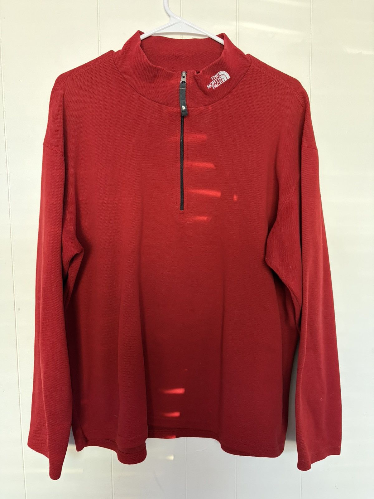 The North Face The North Face embroidered red quarter zip sweatshirt Size US M / EU 48-50 / 2 - 1 Thumbnail