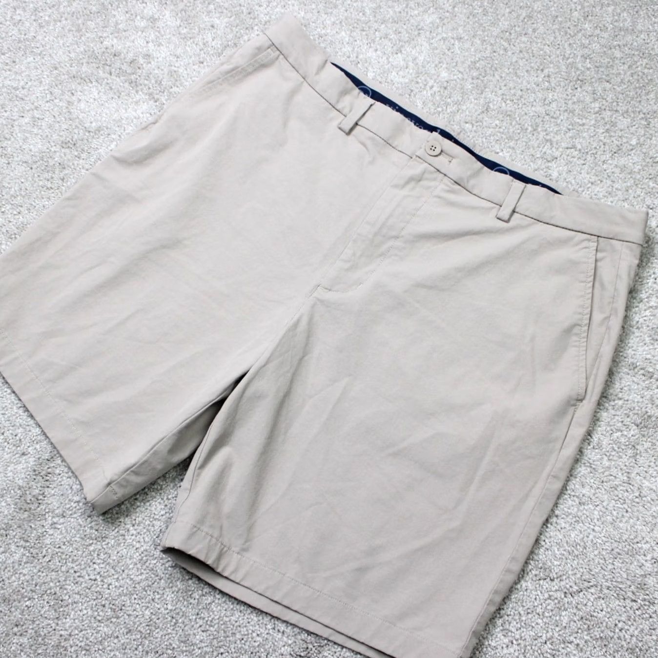 Vineyard Vines Vineyard Vines OTG Shorts Mens 38 Beige 9" On the Go Performance Stretch Chino Pockets Slim Size US 38 / EU 54 - 2 Thumbnail