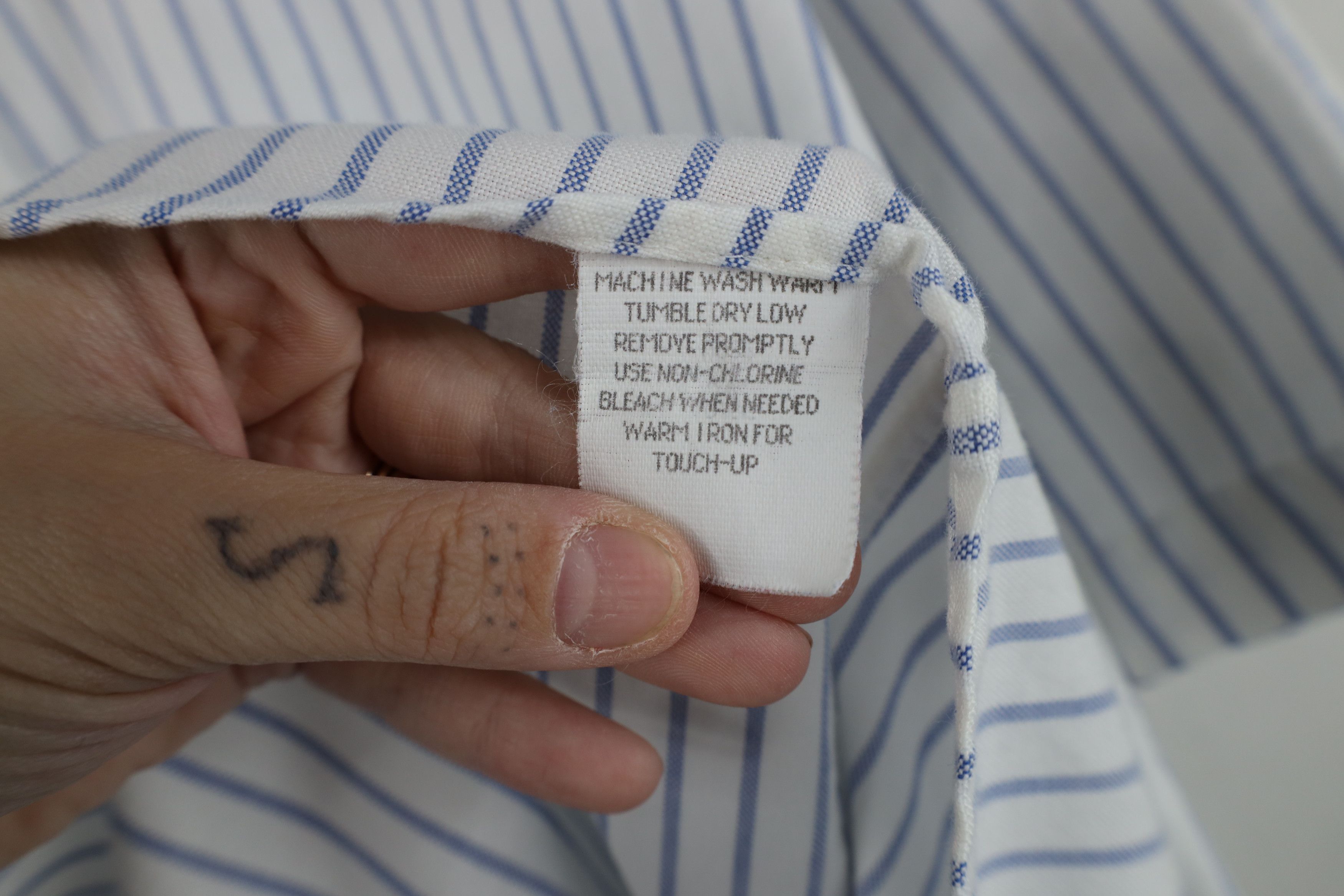 L.L. Bean Vintage 90s LL Bean Tailor Striped Button Down Shirt USA Size US M / EU 48-50 / 2 - 8 Thumbnail