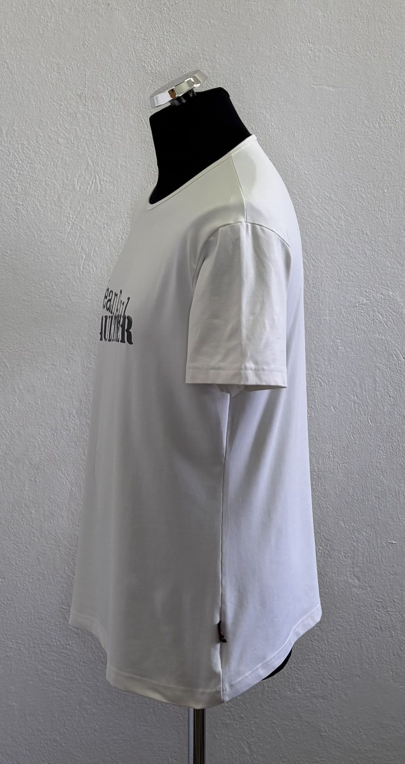 Jean Paul Gaultier Jean Paul Gaultier Jean's T-shirt White Small JPG Jeans Size US S / EU 44-46 / 1 - 3 Thumbnail