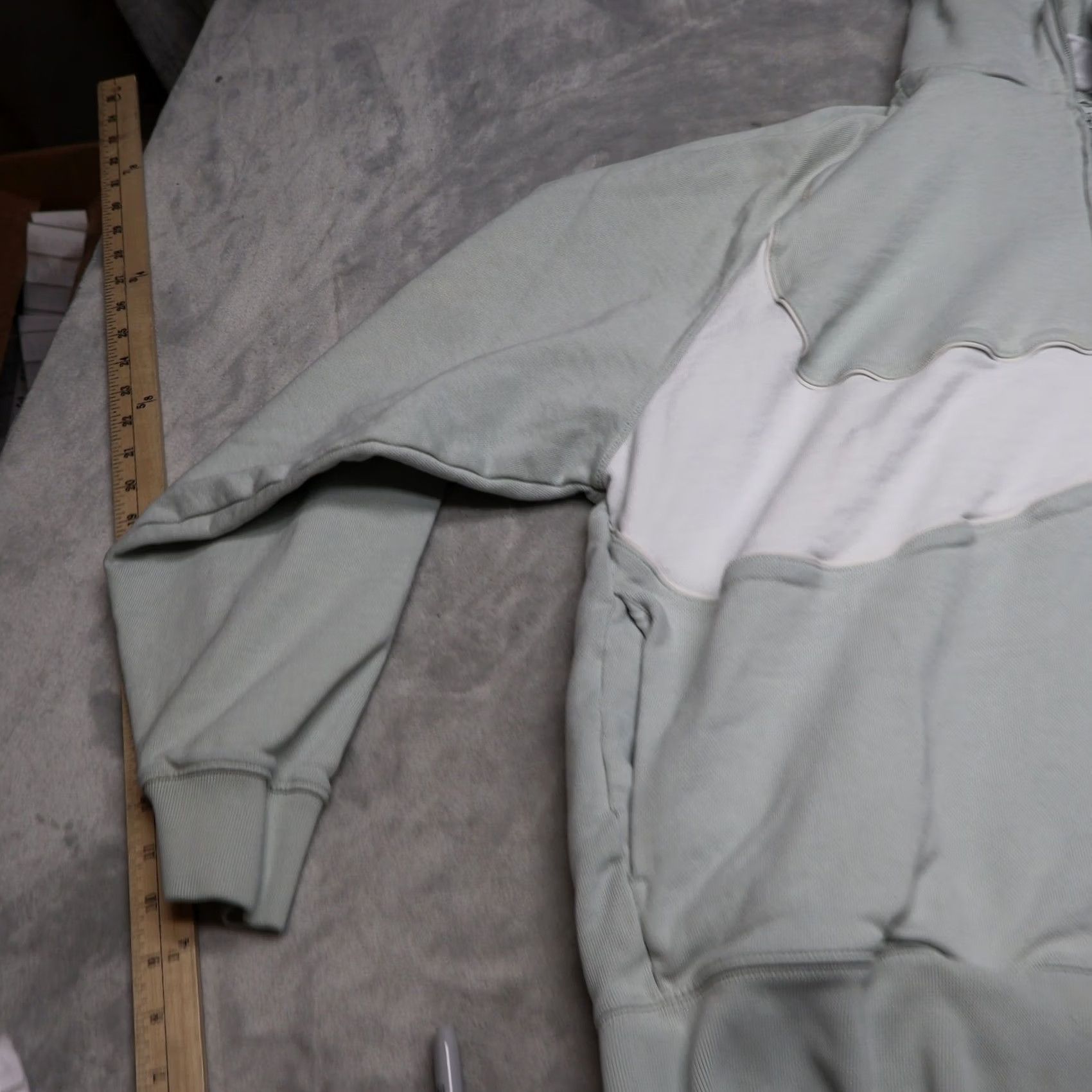 Nike Nike Hoodie Men XL Blue Wavy Swoosh 1/4 Zip Pullover Athleisure Casual Oversized Shirt Size US XL / EU 56 / 4 - 2 Thumbnail
