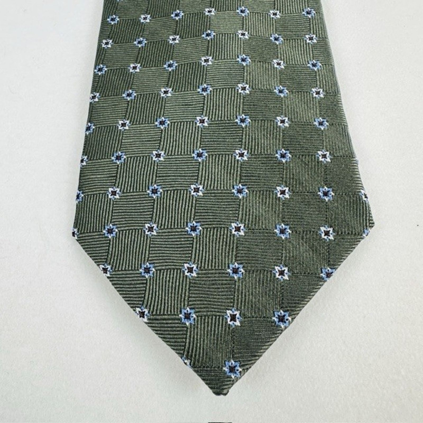 George George Necktie Olive Green w/Stars Geometric All Silk Preppy Size ONE SIZE - 2 Thumbnail