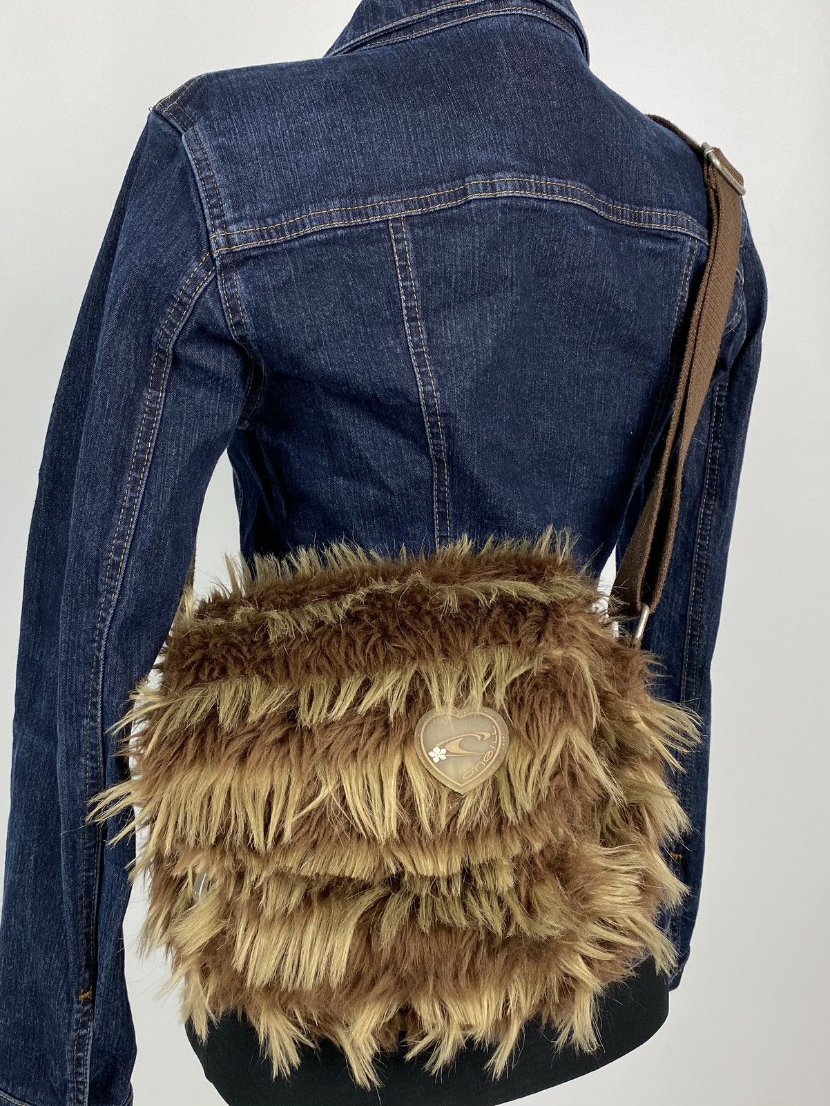 O'Neill Y2K Vintage O’neill Brown Fuzzy Faux Fur Crossbody Bag Size ONE SIZE - 1 Thumbnail