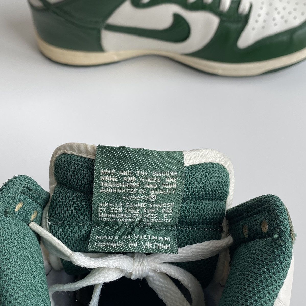 Nike 2011 Nike Dunk High Gorge Green Sail Pack Size US 8.5 / EU 41-42 - 9 Thumbnail