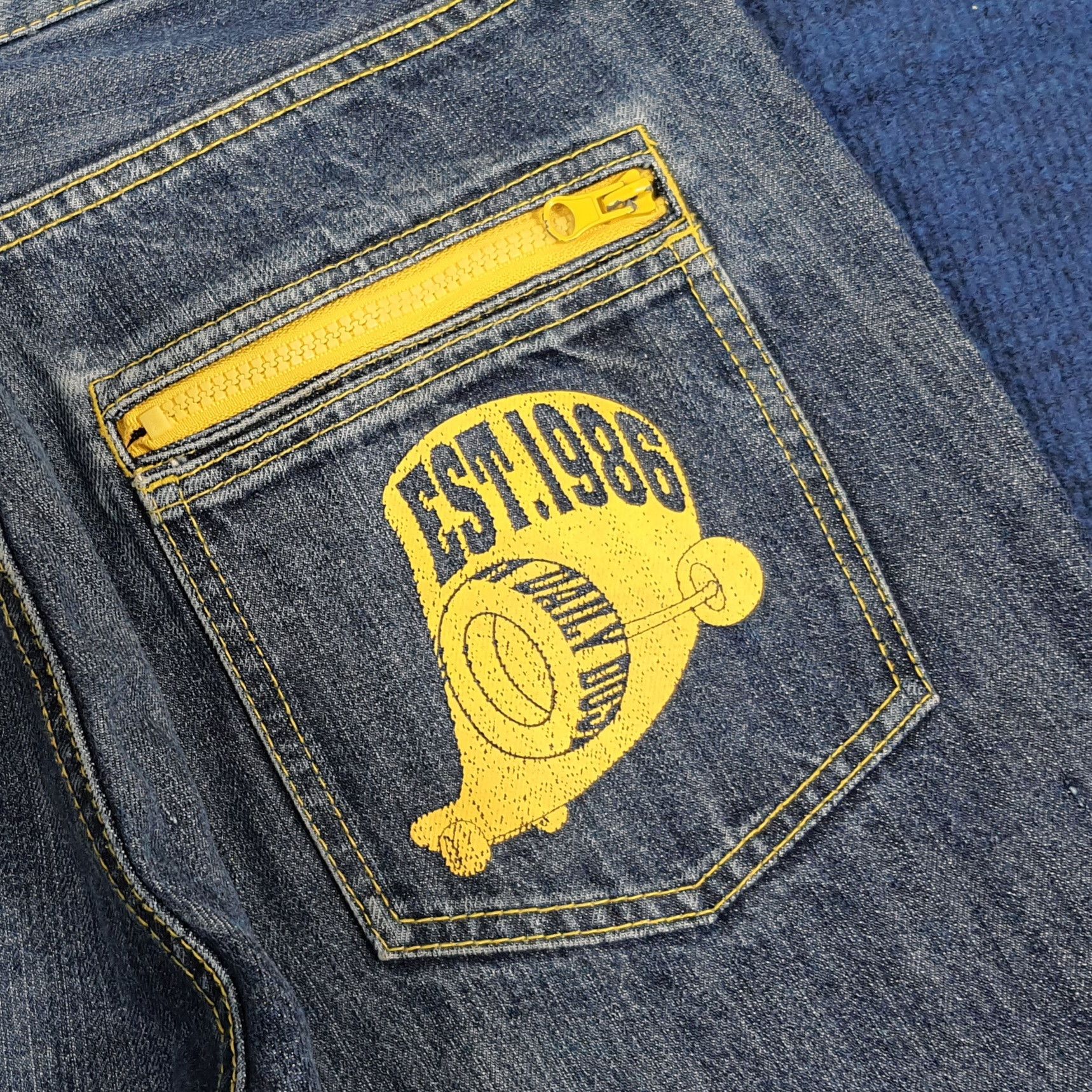 Airwalk Vintage Airwalk Skater Distressed Graphic Jeans C297N29 Size US 32 / EU 48 - 6 Thumbnail