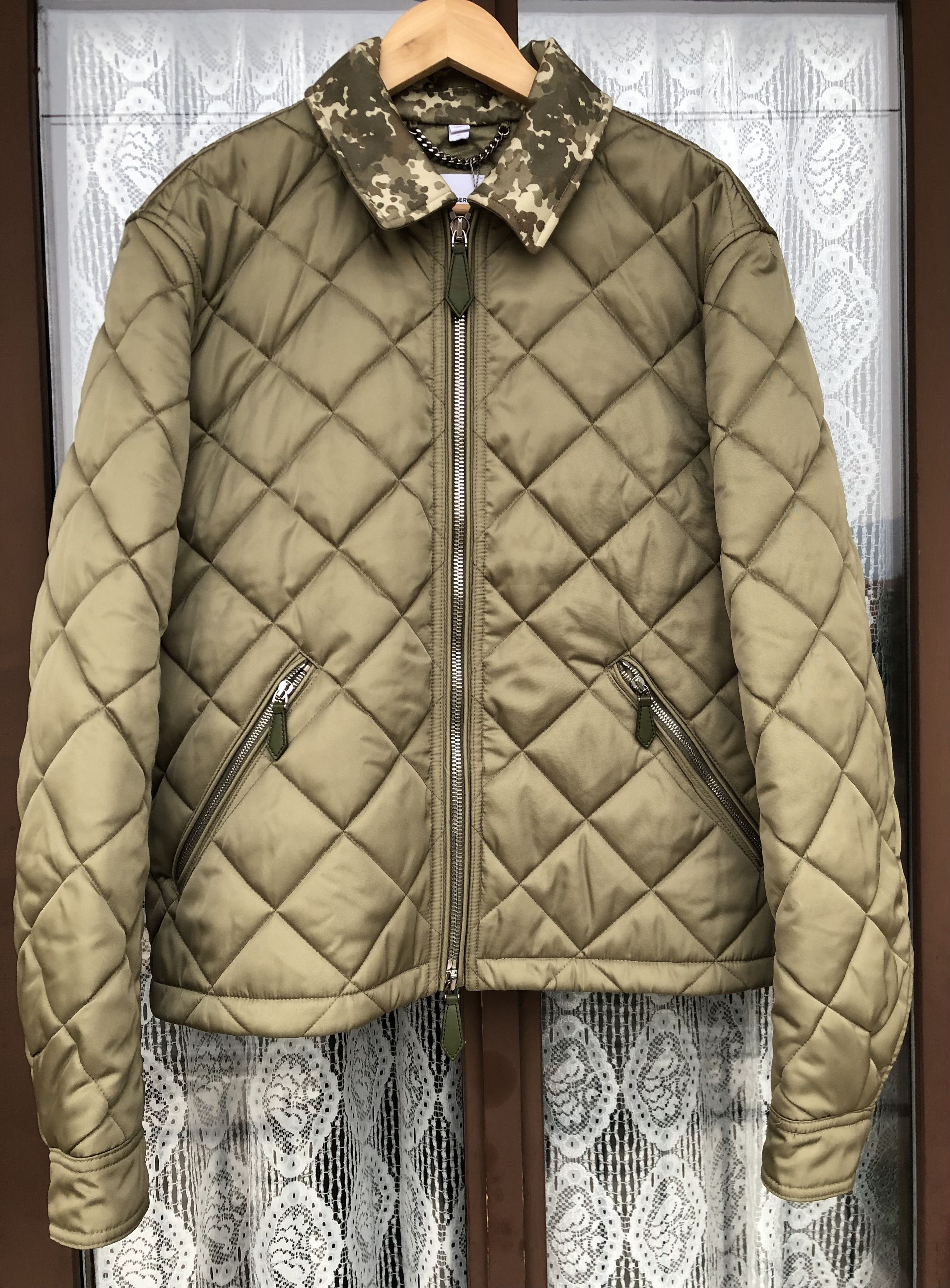 Burberry Burberry - Quilted bomber jacket Size US M / EU 48-50 / 2 - 1 Thumbnail