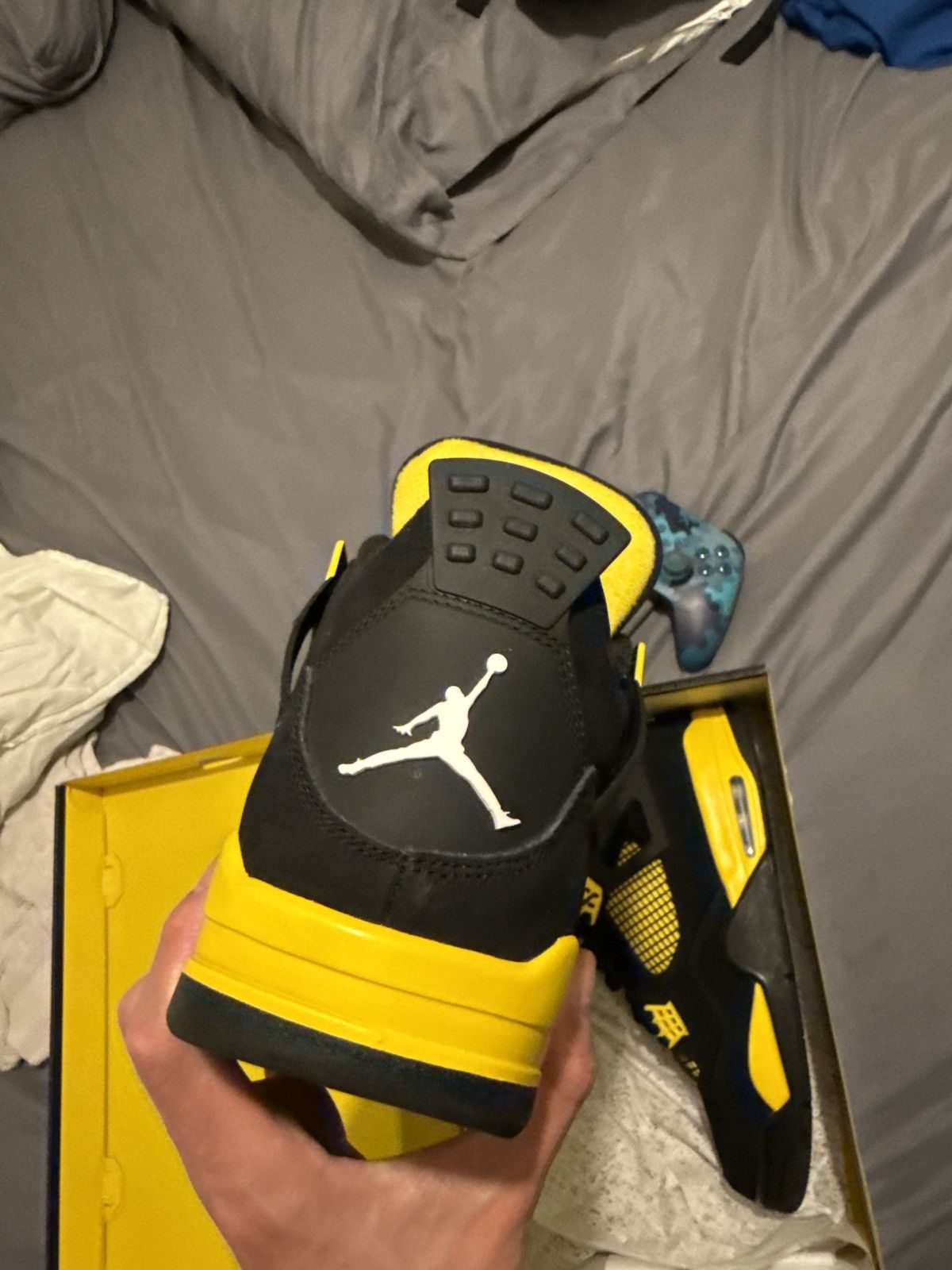 Jordan Brand Jordan 4 thunder Size US 12 / EU 45 - 5 Thumbnail