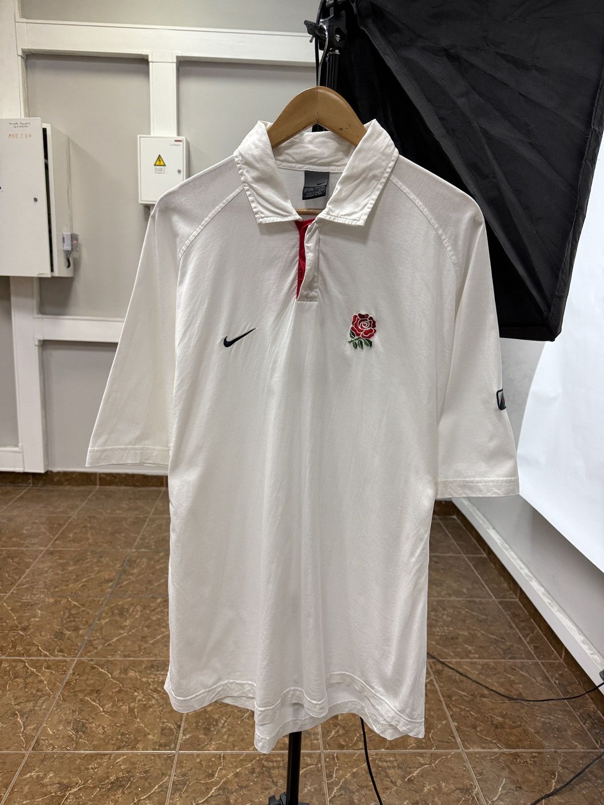 Nike 🏴󠁧󠁢󠁥󠁮󠁧󠁿 Vintage 90s Nike Rugby England Polo T-Shirt Rare Retro Y2K Size US XXL / EU 58 / 5 - 1 Thumbnail