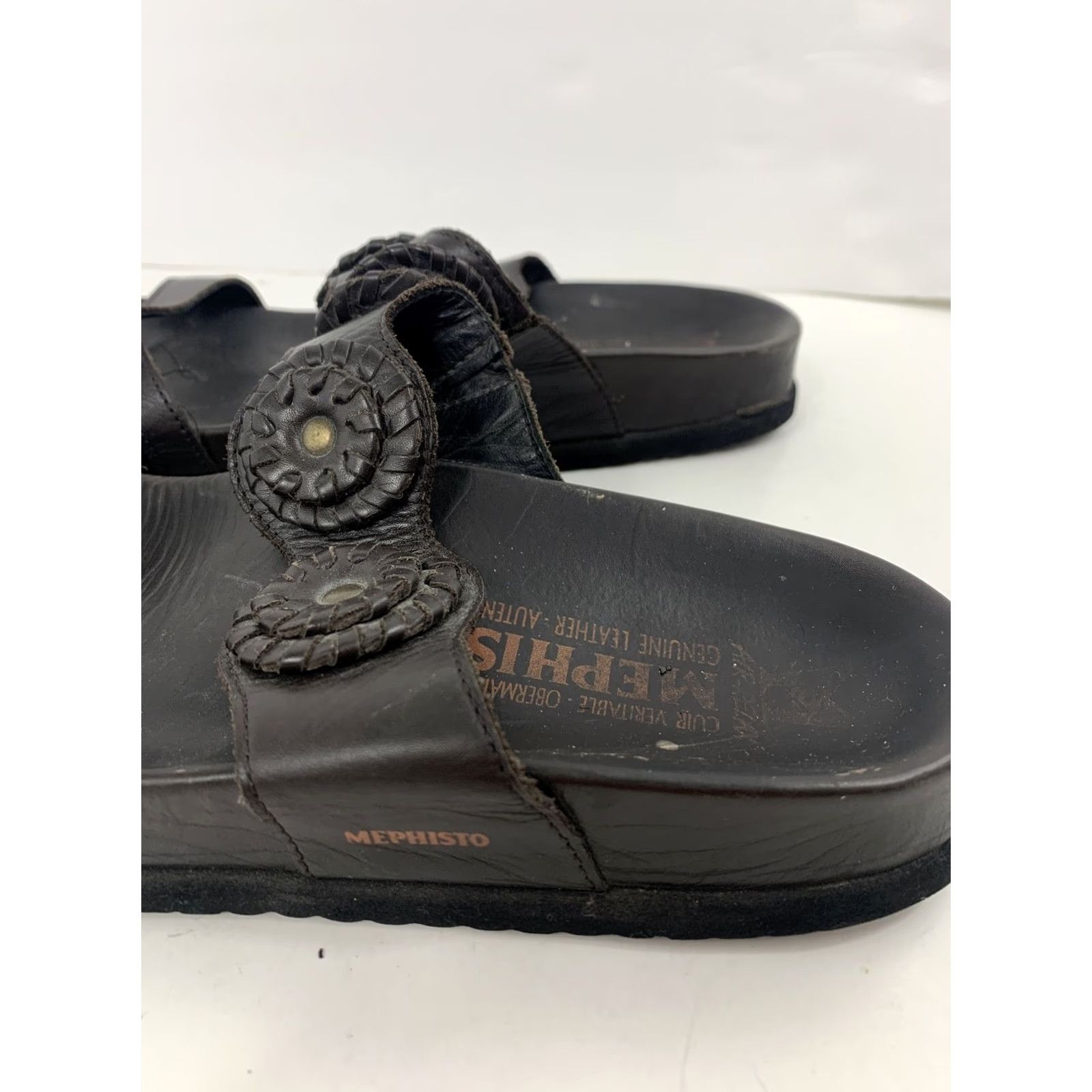 Mephisto VINTAGE Mephisto Sandal Flower Womens 37 Brown Leather Toe Strap Casual Womens 6.5 Shoes Size US 7 / IT 37 - 6 Thumbnail