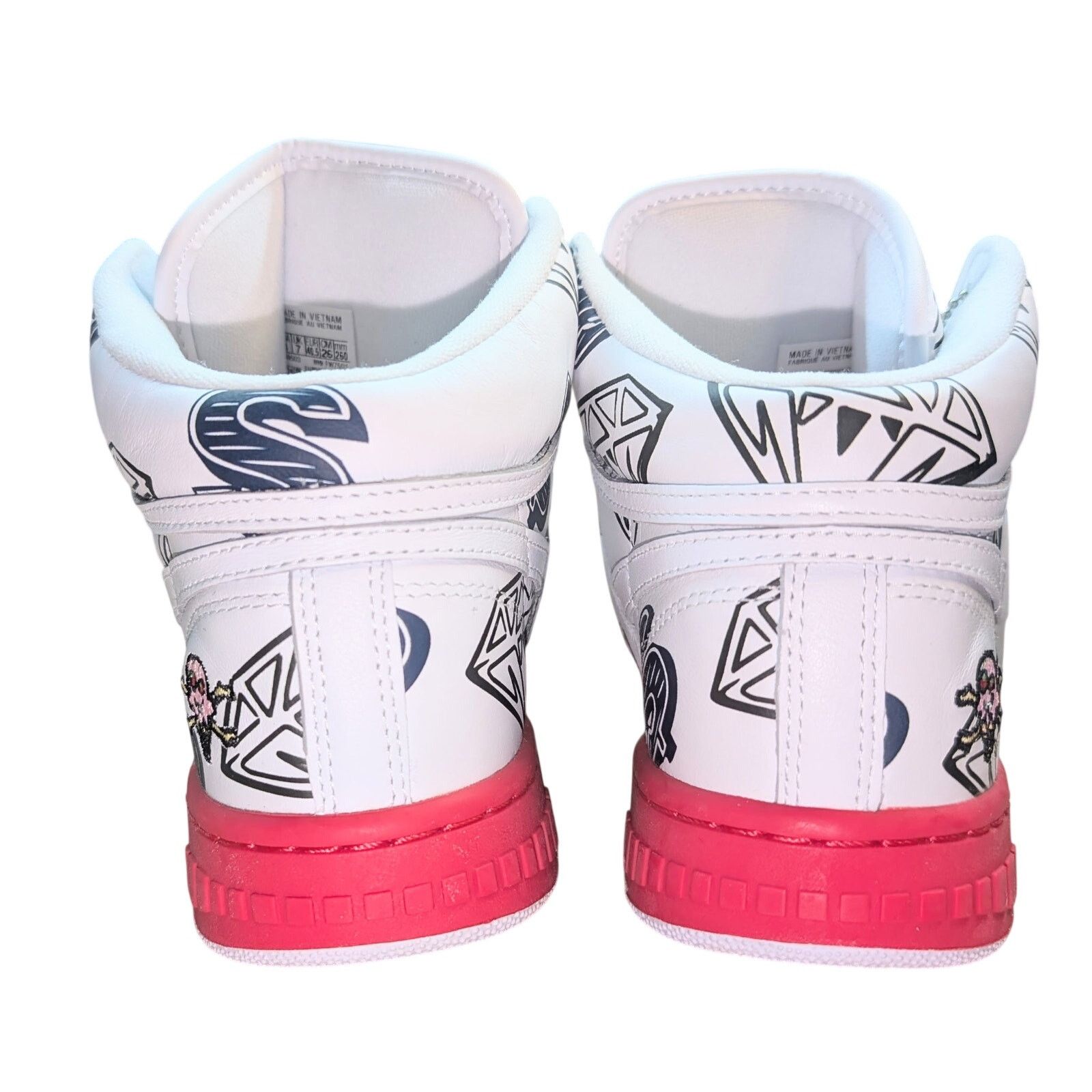 Reebok BBC Ice Cream x Reebok BB4600 'Diamonds & Dollars' Mens 8 Size US 8 / EU 41 - 16 Thumbnail