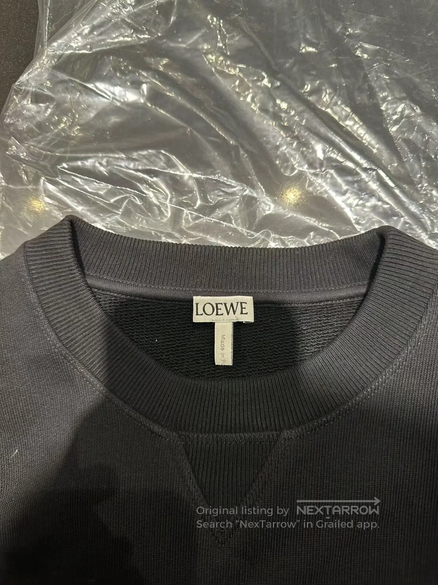 Loewe Loewe Black and Gold Embroidered Sweatshirt| Size US S / EU 44-46 / 1 - 3 Thumbnail