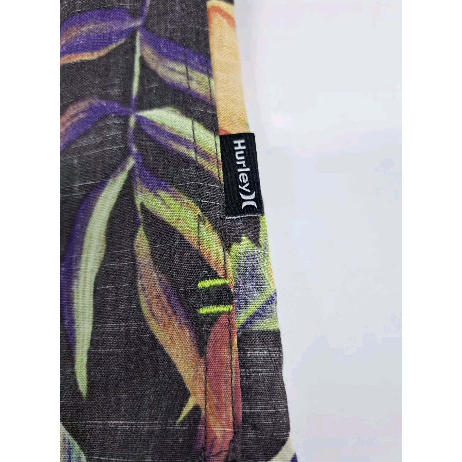 Hurley Hurley Mens Short Sleeve Button-Up Shirt Large Floral Hawaiian Classic Fit Pockets Multicolor Cotton Woven Size US L / EU 52-54 / 3 - 6 Thumbnail