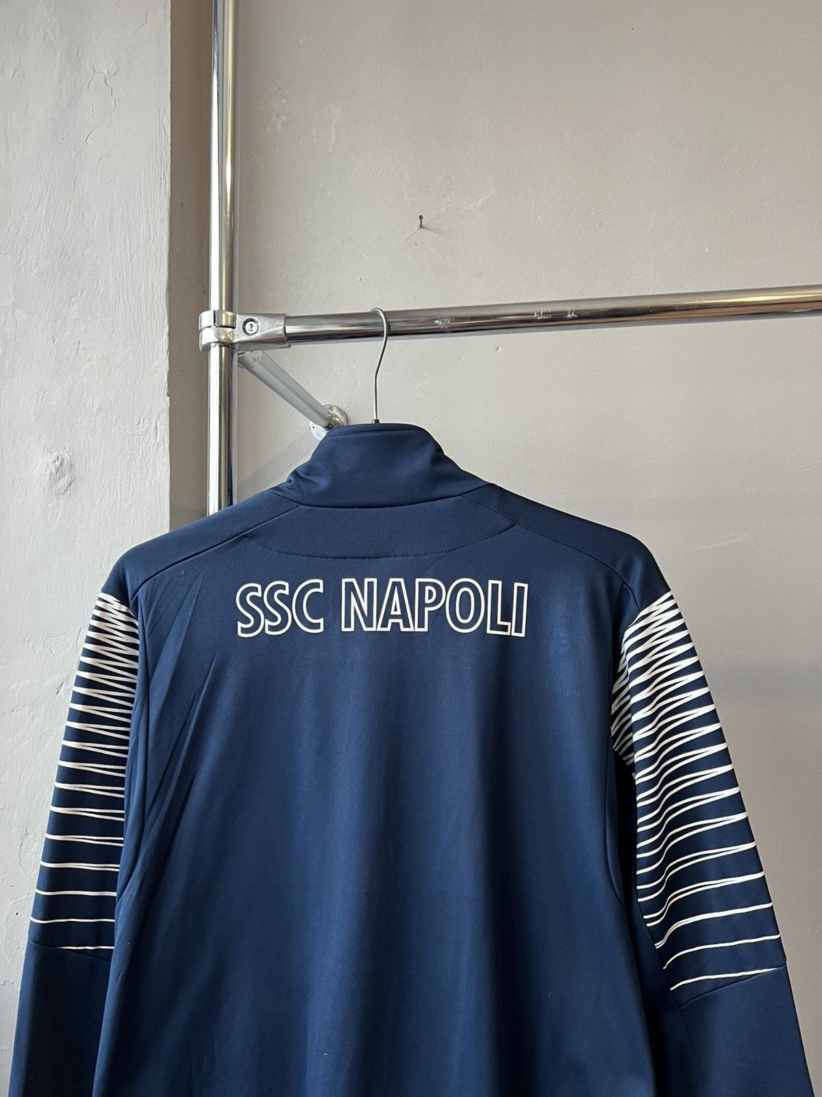 Macron 2015/16 NAPOLI SSC TRAINING SOCCER FOOTBALL ZIP JACKET XXL Size US XXL / EU 58 / 5 - 13 Thumbnail