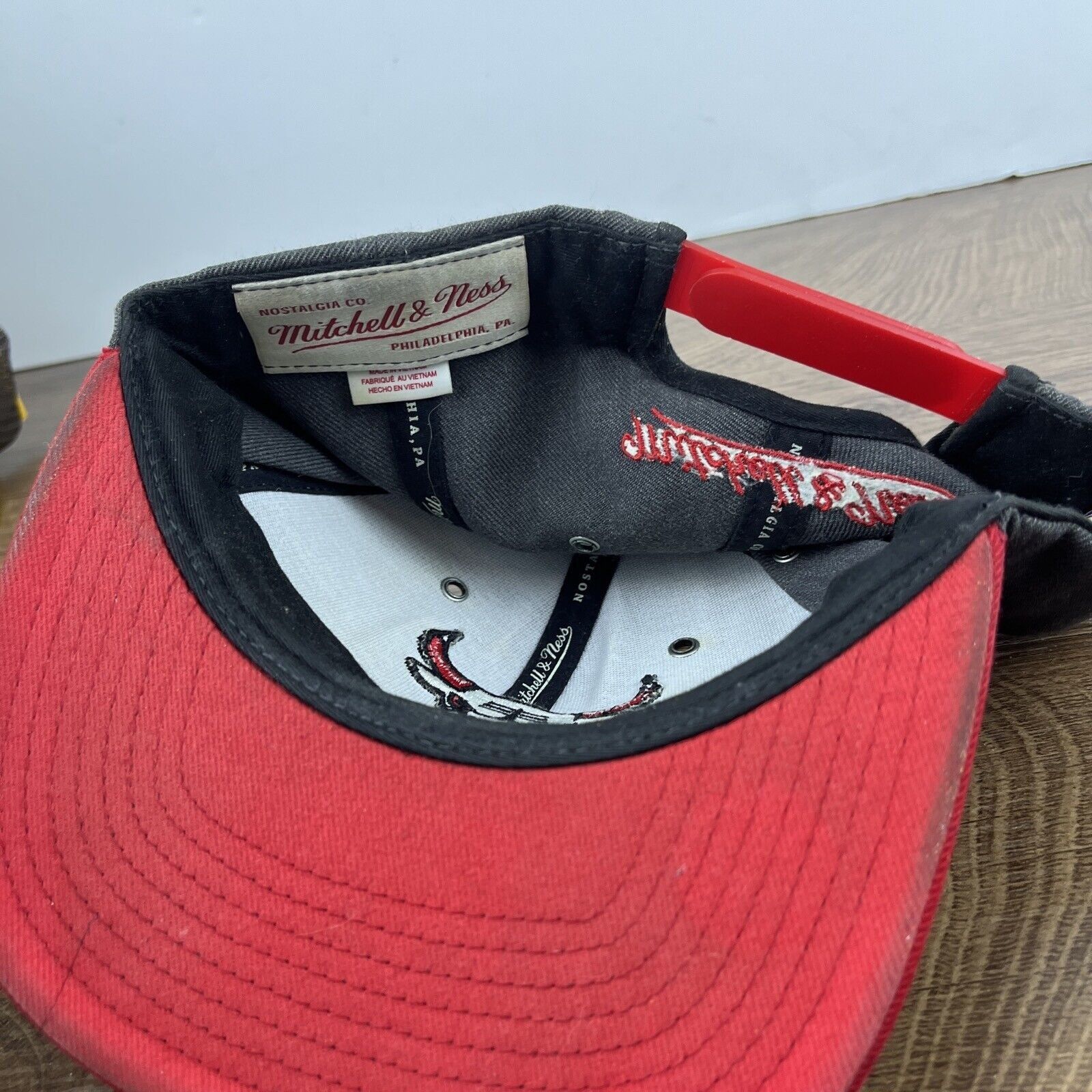 Mitchell & Ness Chicago Bulls Snapback Hat Mitchell & Ness Gray Adjustable H Size ONE SIZE - 14 Thumbnail