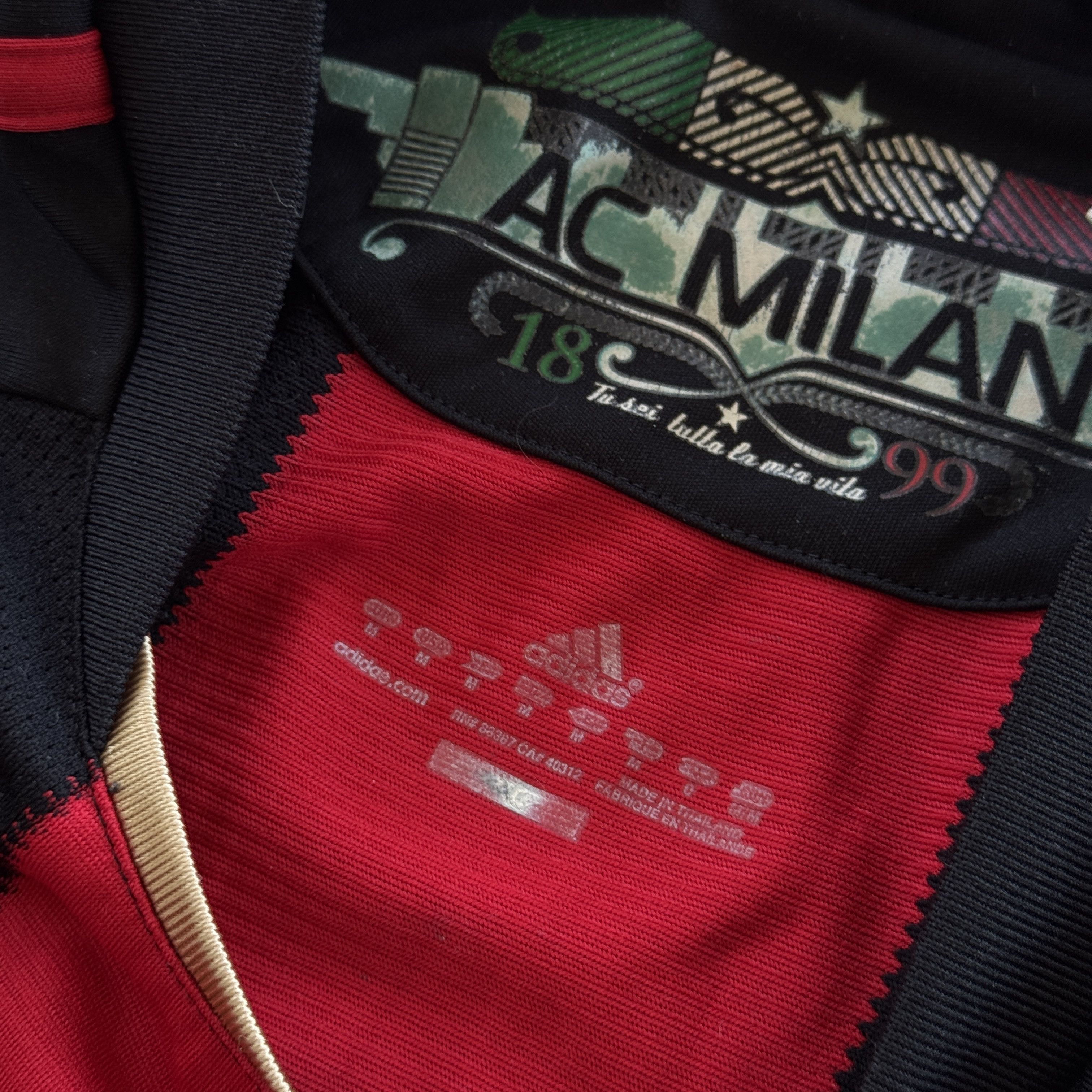 Adidas Adidas AC Milan 2010 2011 Home Football Jersey Shirt M Size US M / EU 48-50 / 2 - 10 Thumbnail